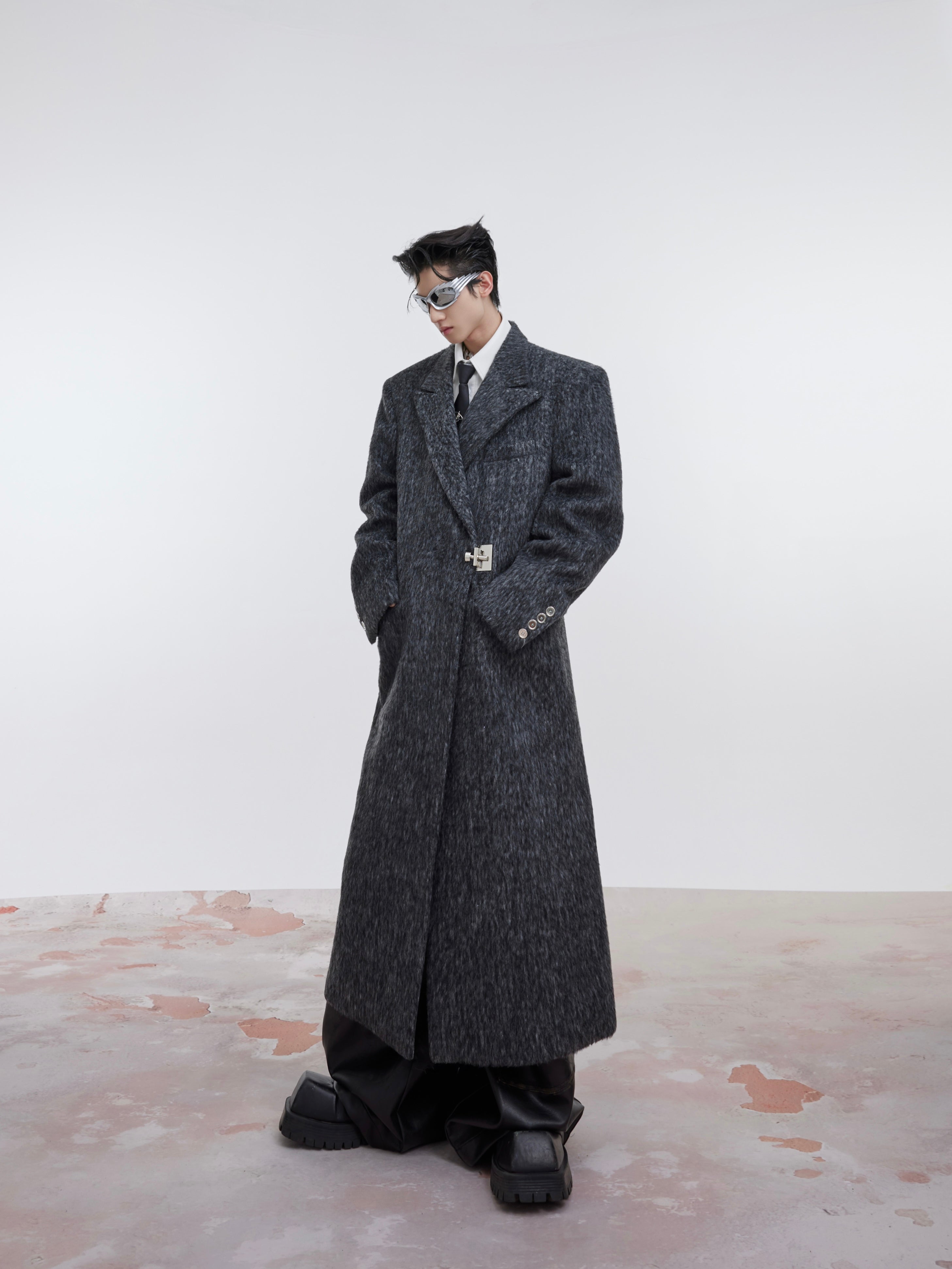 【23s October.】Oversized Shoulder-padded Wool Coat-IYAMIUIO