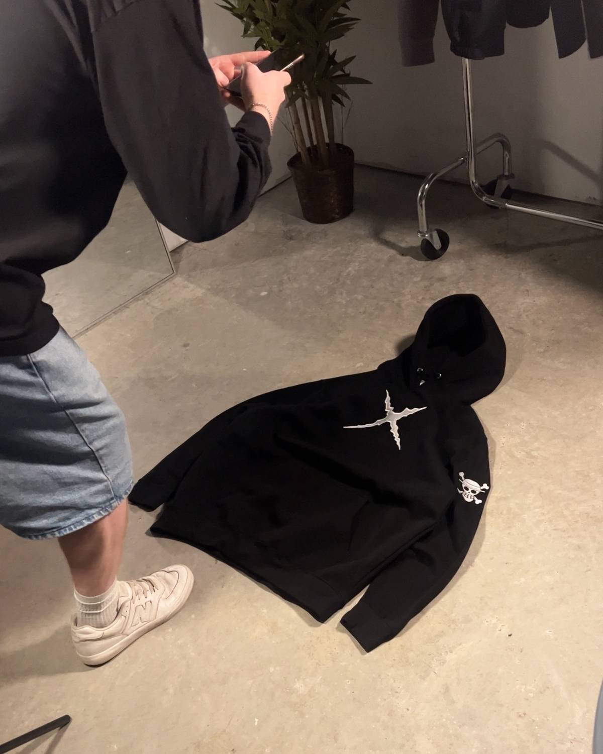 Embroidery Hoodie-One.P-IYAMIUIO