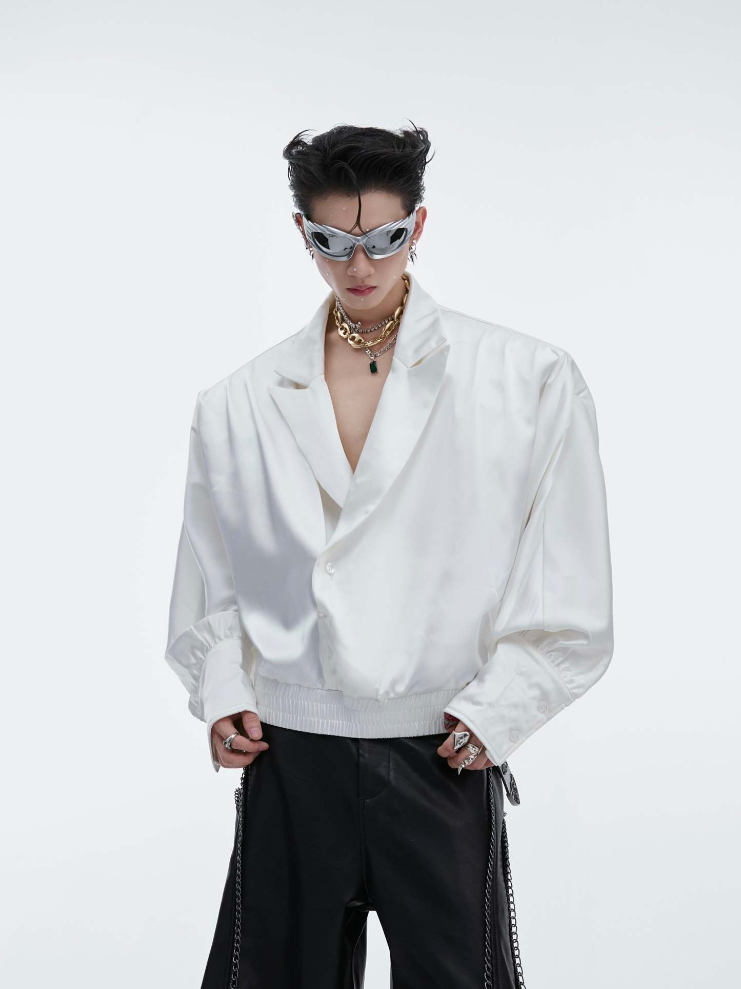 【24s Aug.】Glossy Large V-neck High-end Luxurious Shirt-IYAMIUIO