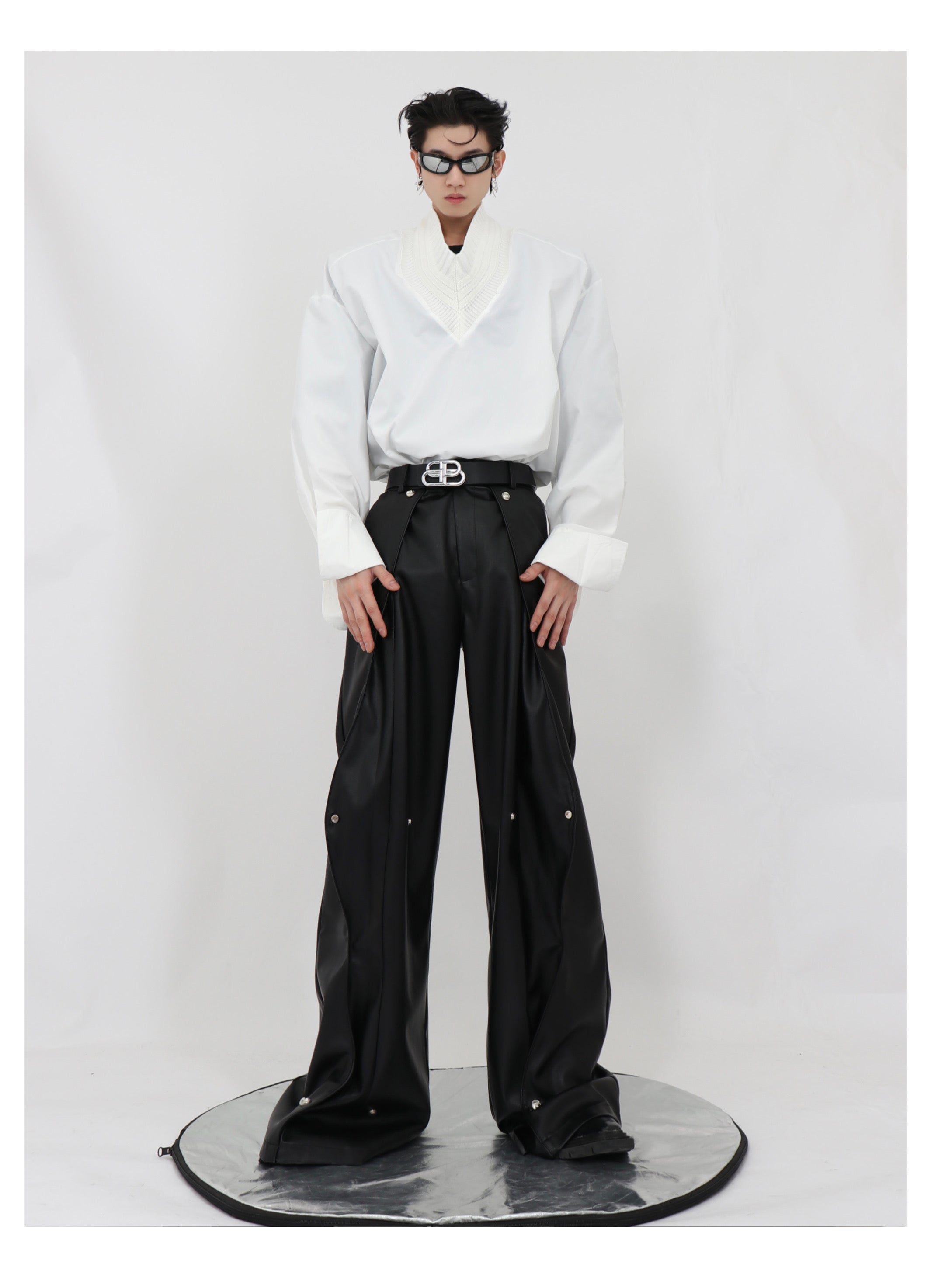 V-shaped Shirt-IYAMIUIO