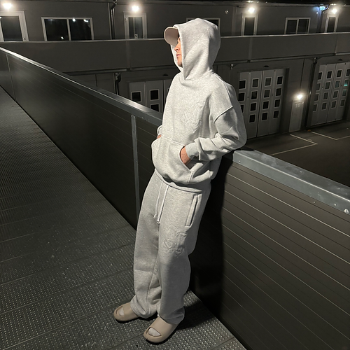 AMICI "COMFY AC HOODIE" SHADED GREY-IYAMIUIO