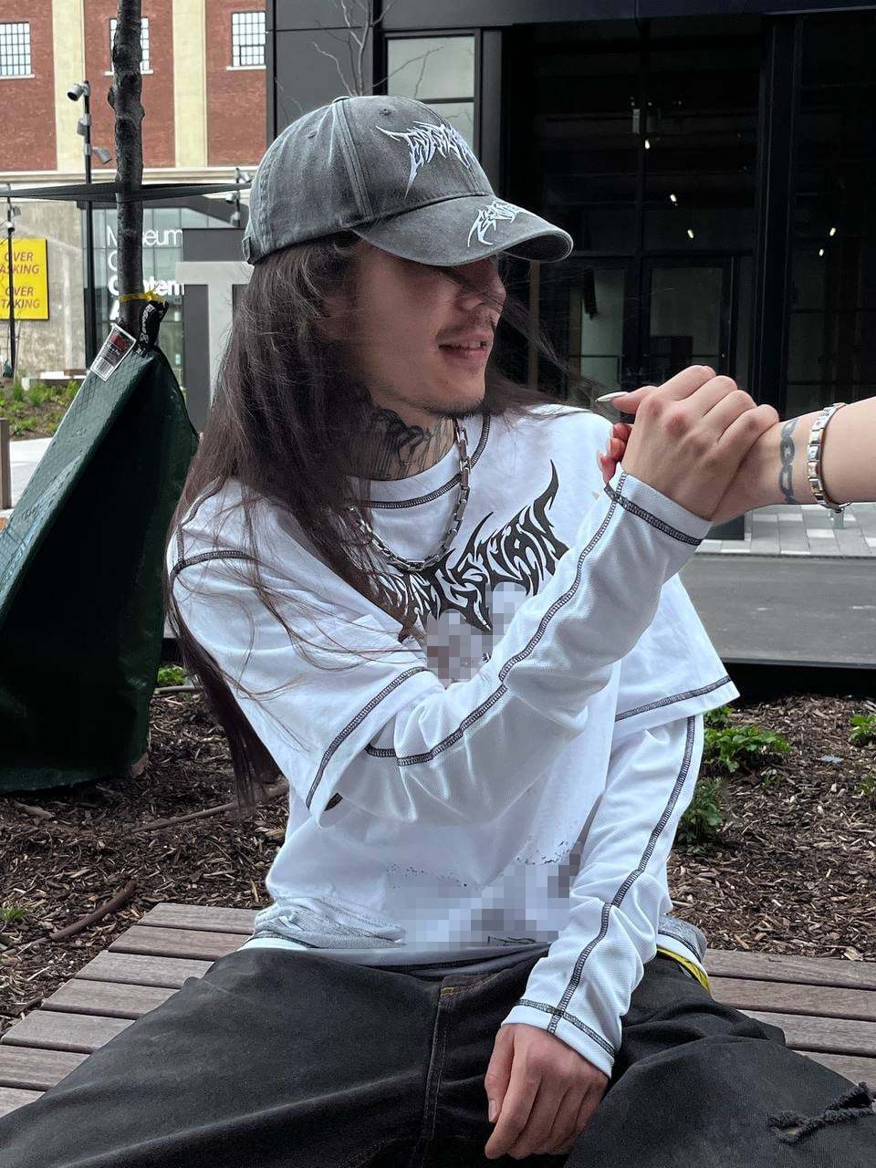 "Genesis" Long Sleeve-IYAMIUIO