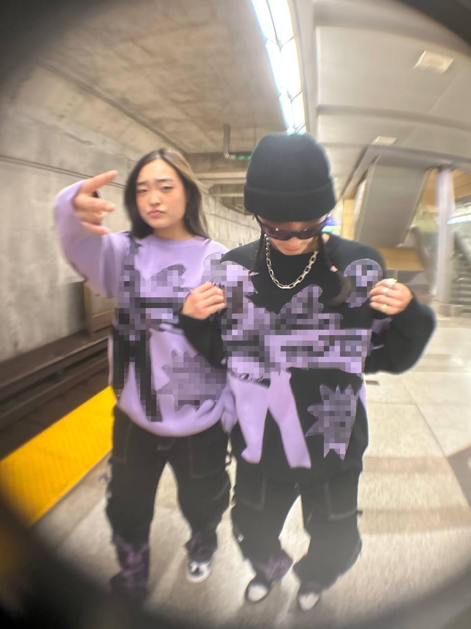 "Weapon Partners" Knit Black-IYAMIUIO