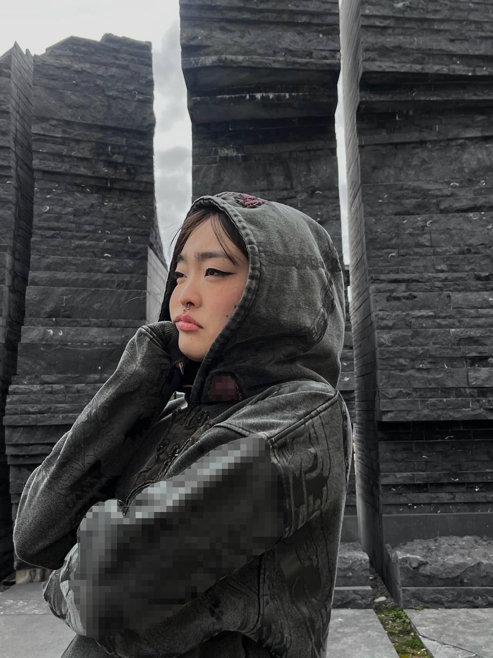 "Brute Force" Hoodie-IYAMIUIO