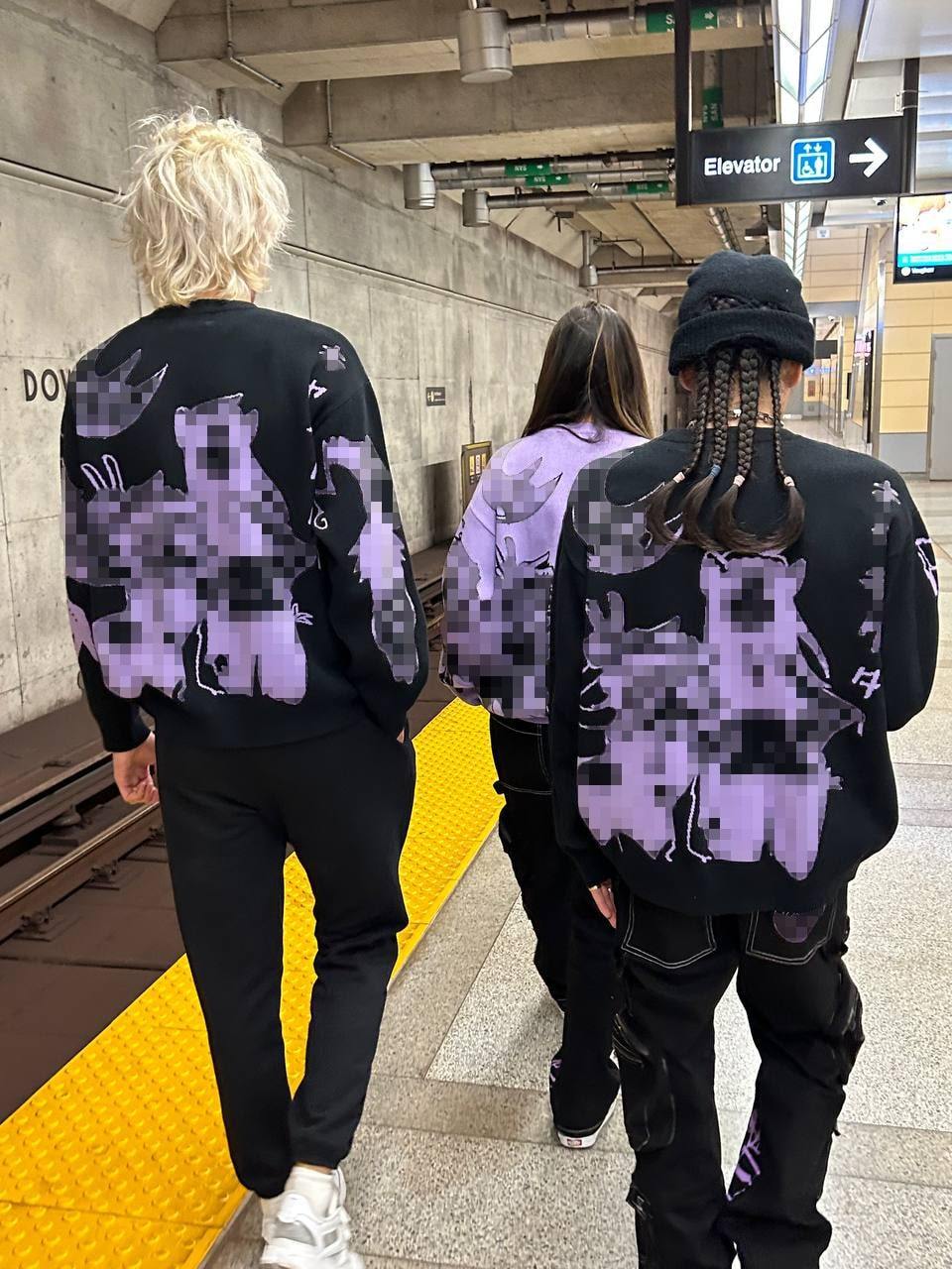 "Weapon Partners" Knit Black-IYAMIUIO