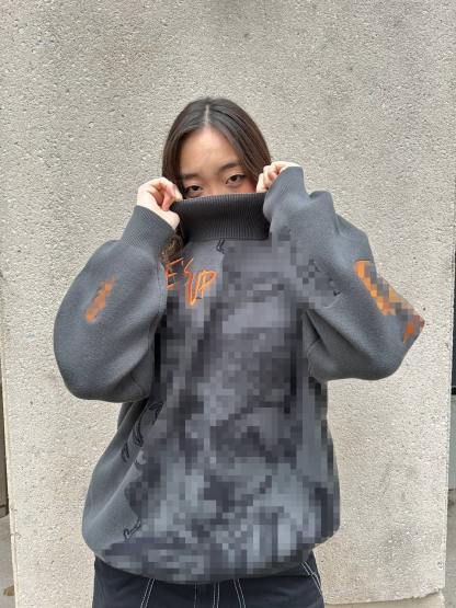 "Soul Binds" Knit-IYAMIUIO