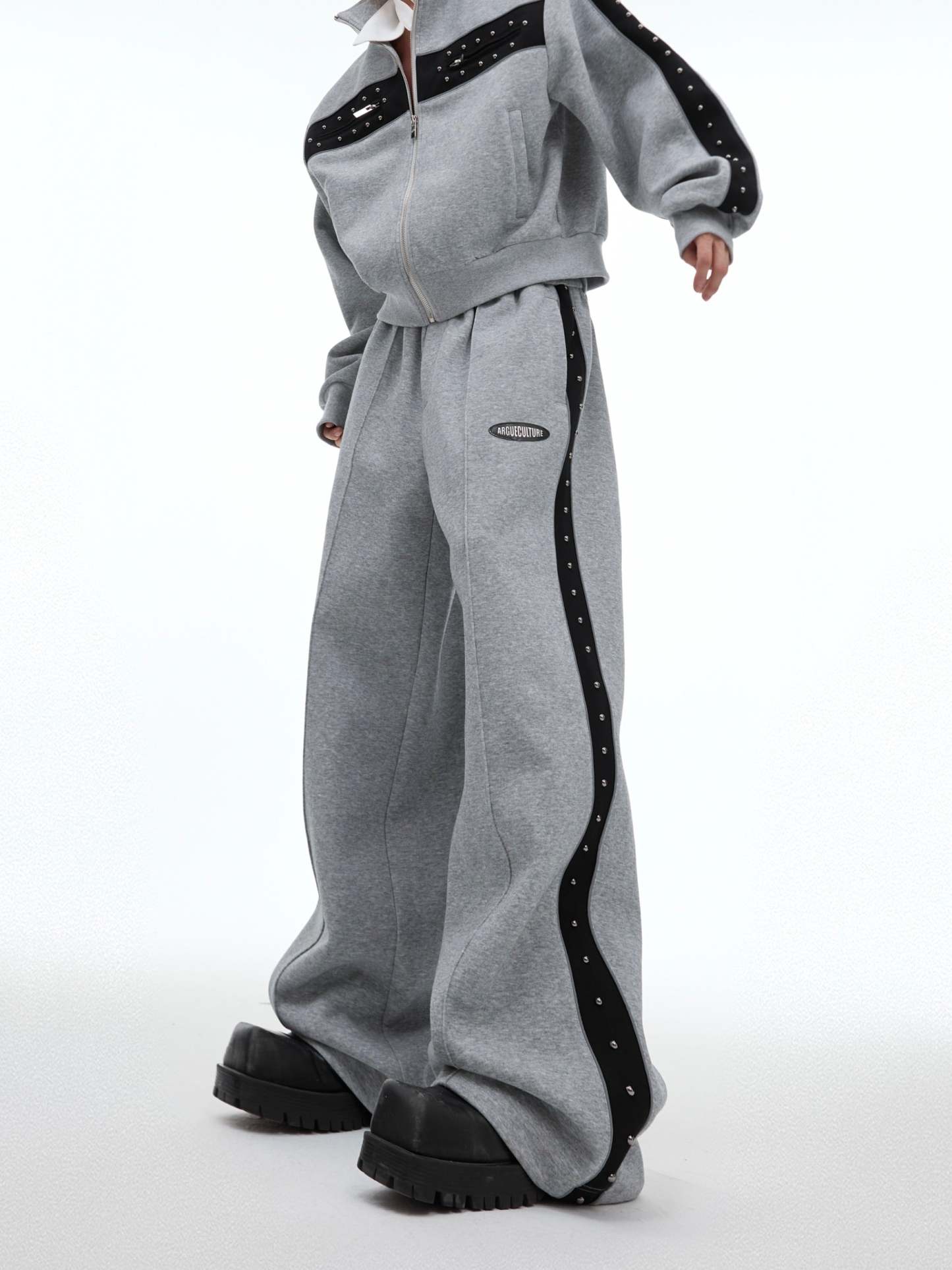 【24s Oct.】Metal Rivet Casual Silhouette Short Hoodie + Casual Pants-IYAMIUIO