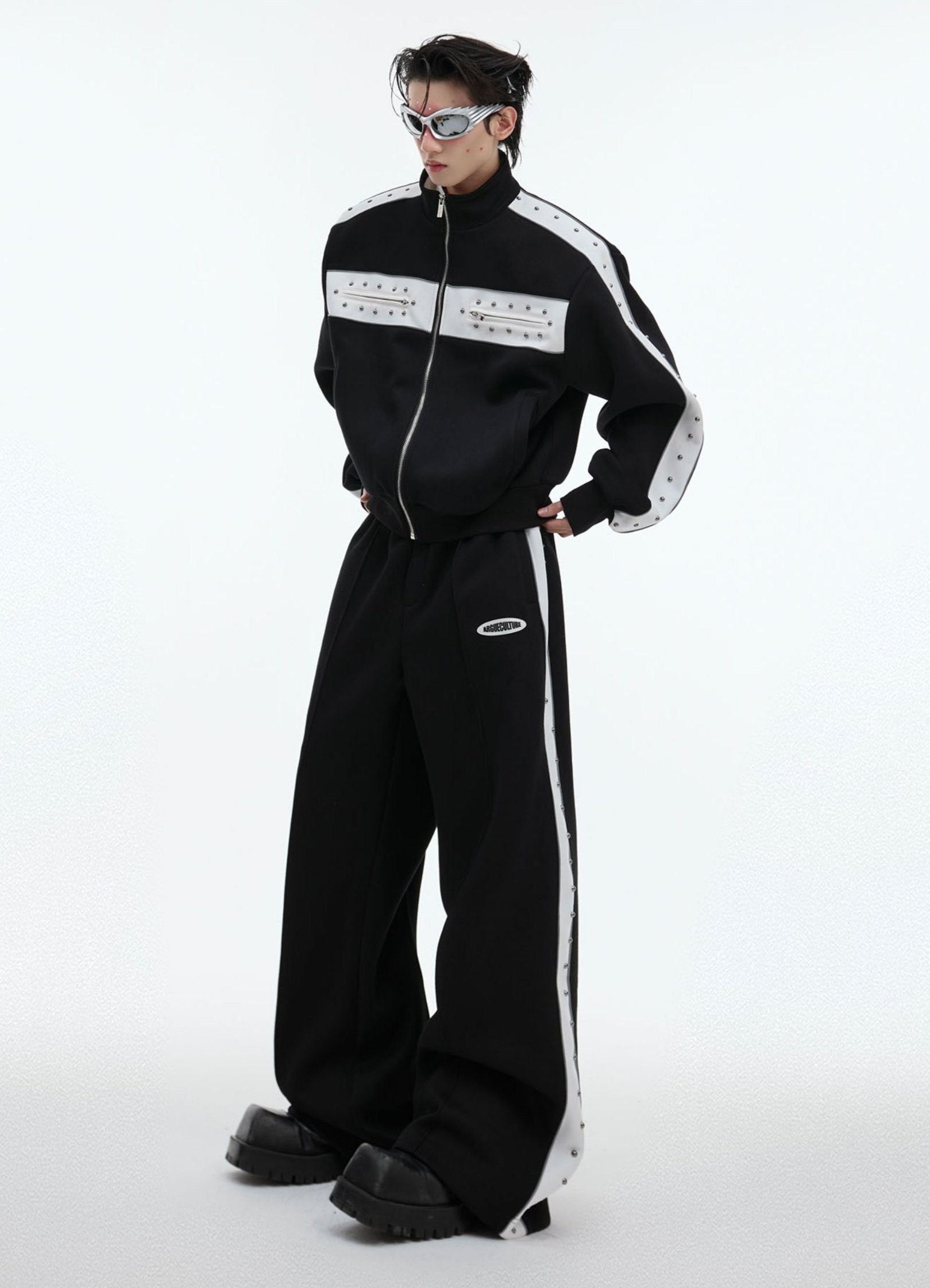 【24s Oct.】Metal Rivet Casual Silhouette Short Hoodie + Casual Pants-IYAMIUIO