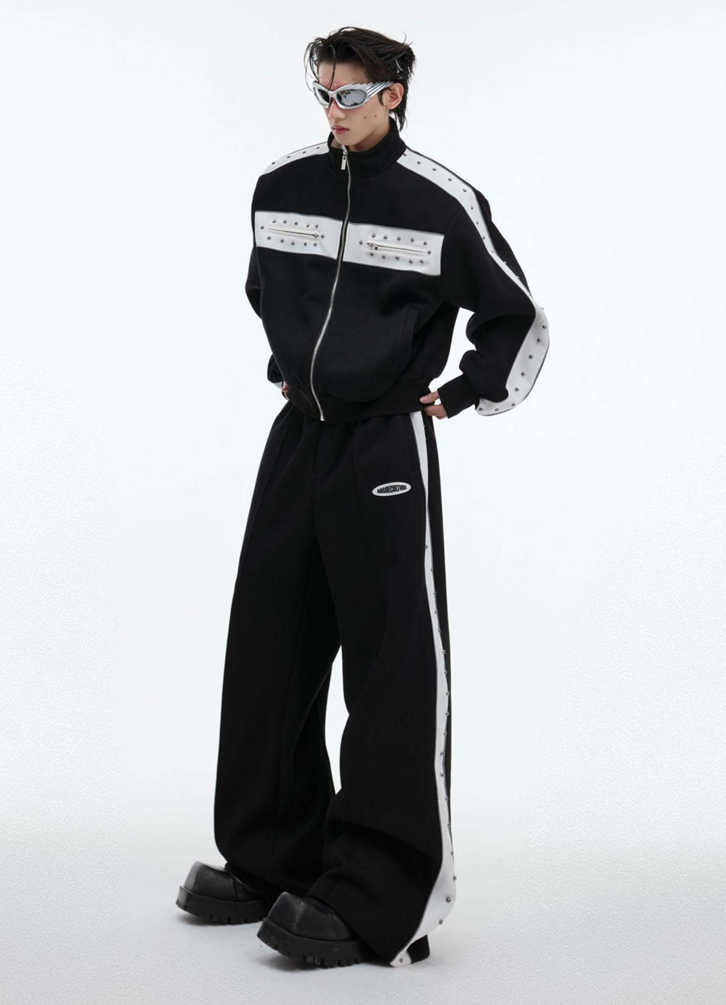 【24s Oct.】Metal Rivet Casual Silhouette Short Hoodie + Casual Pants-IYAMIUIO