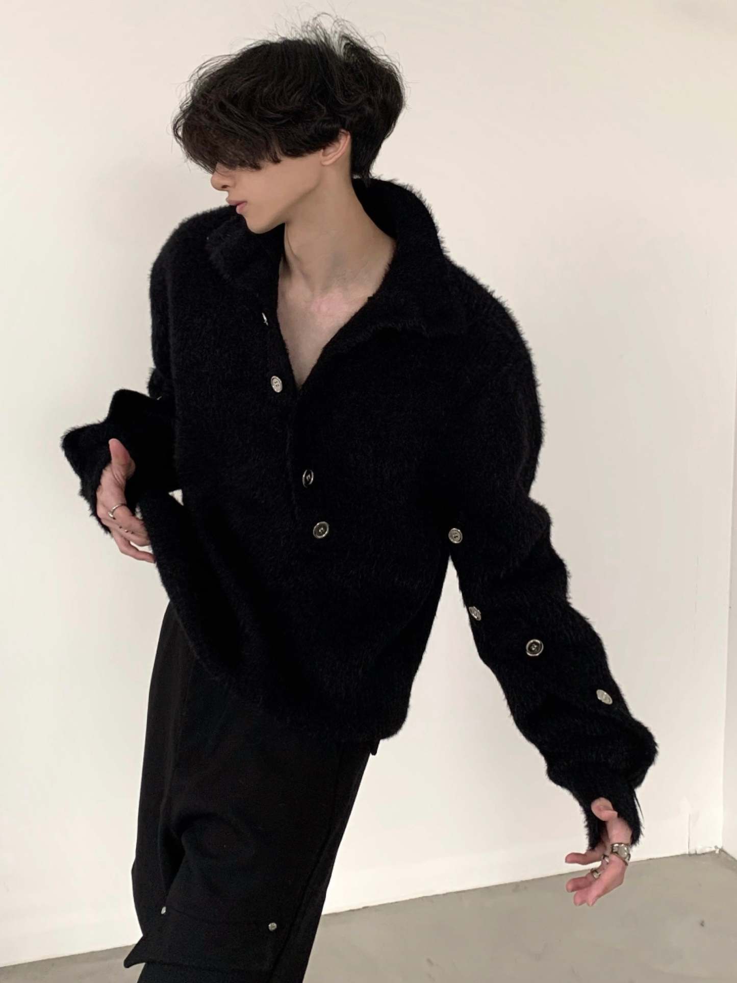 【23s December.】Curved Button Design Sweater-IYAMIUIO