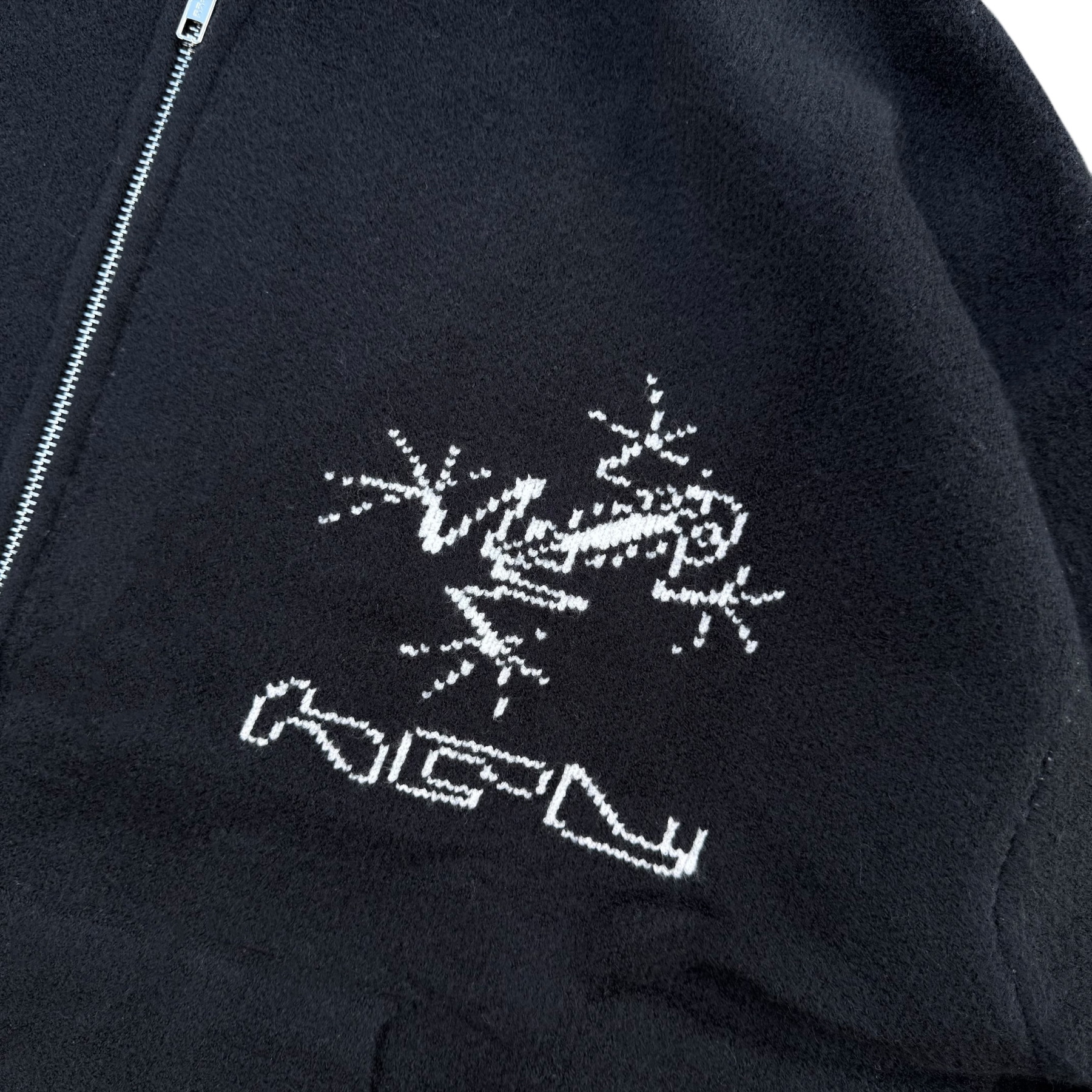 KNITTED FROG HOODIE-IYAMIUIO