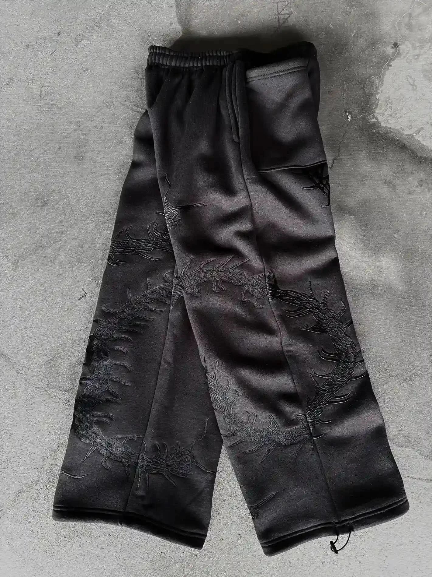 “Ghoul” Sweats (Black)-IYAMIUIO