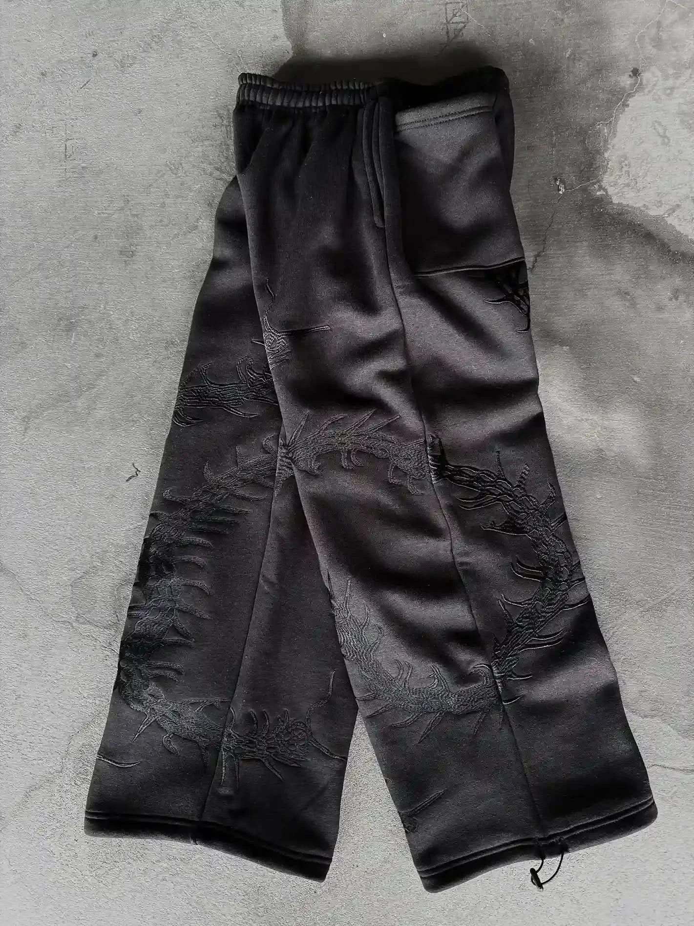“Ghoul” Sweats (Black)-IYAMIUIO