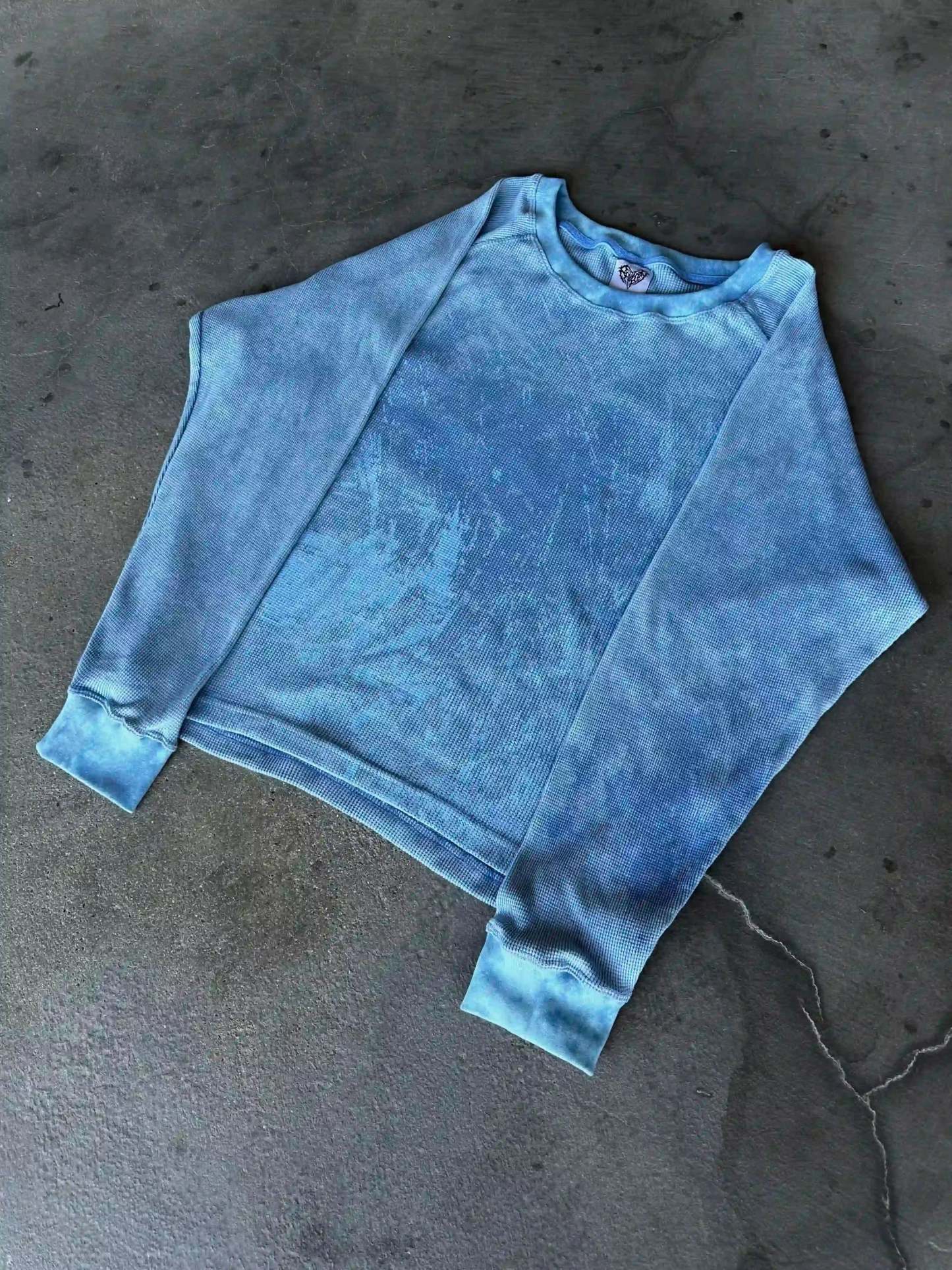 "Ghoul" Long-Sleeve (Light Blue)-IYAMIUIO