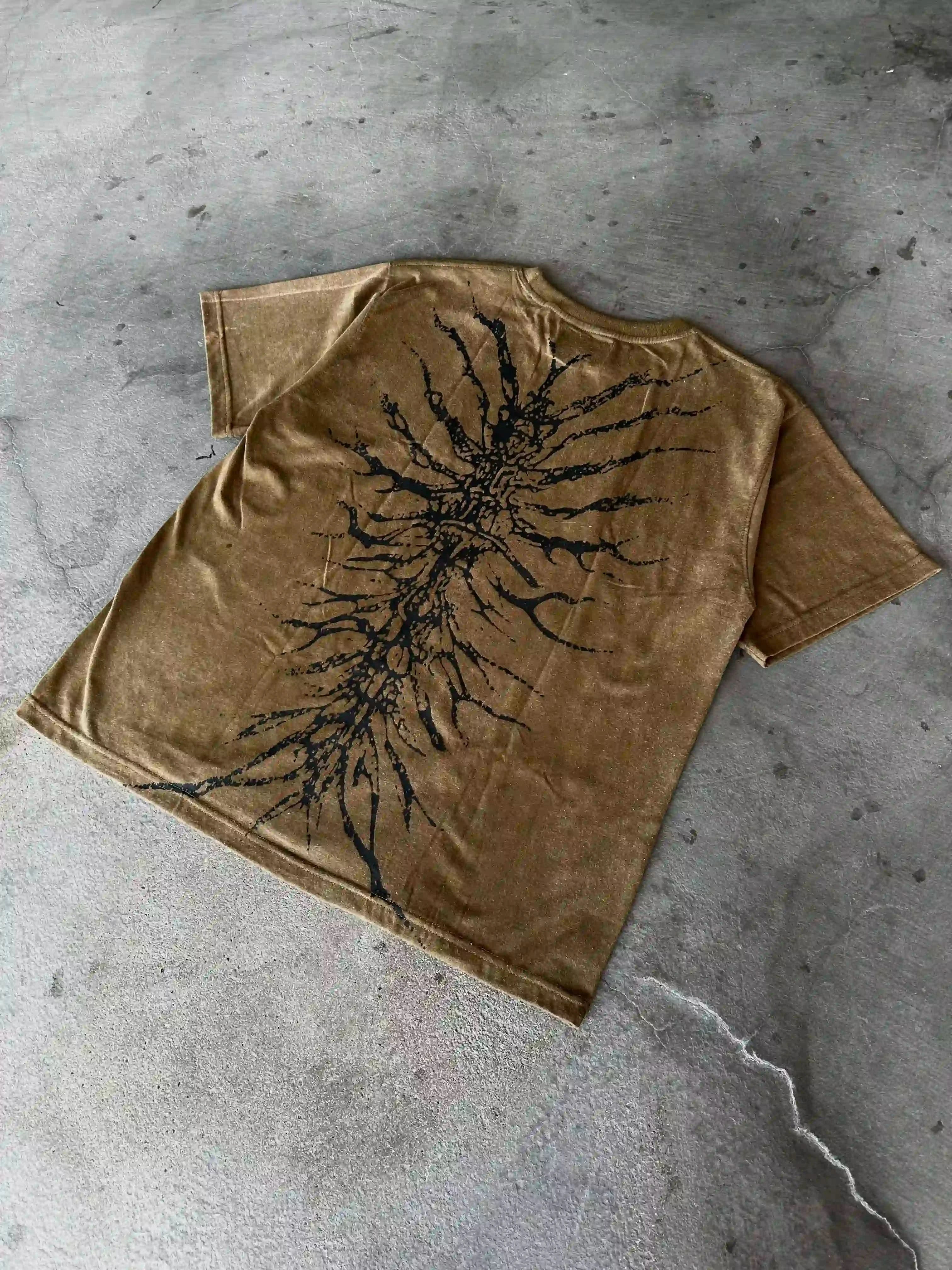 "Ghoul" T-shirt (Dark Beige)-IYAMIUIO