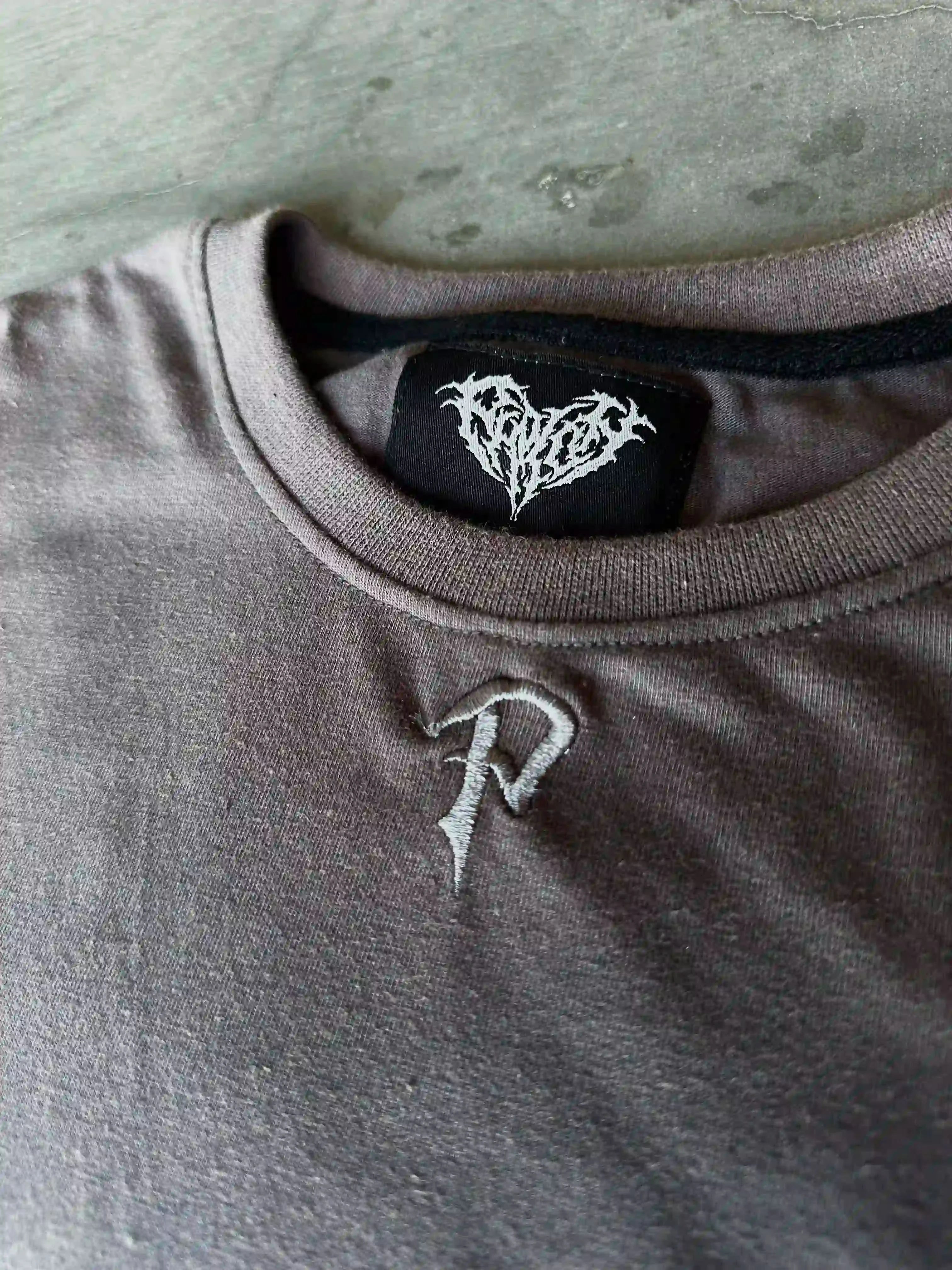 "Ghoul" T-Shirt (Dark Grey)-IYAMIUIO