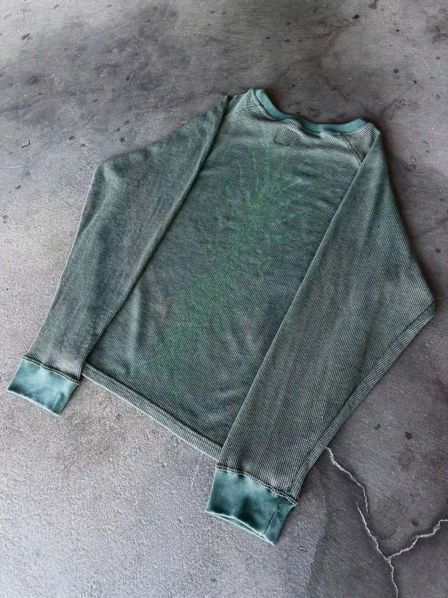 "Ghoul" Long-Sleeve (Olive Green)-IYAMIUIO