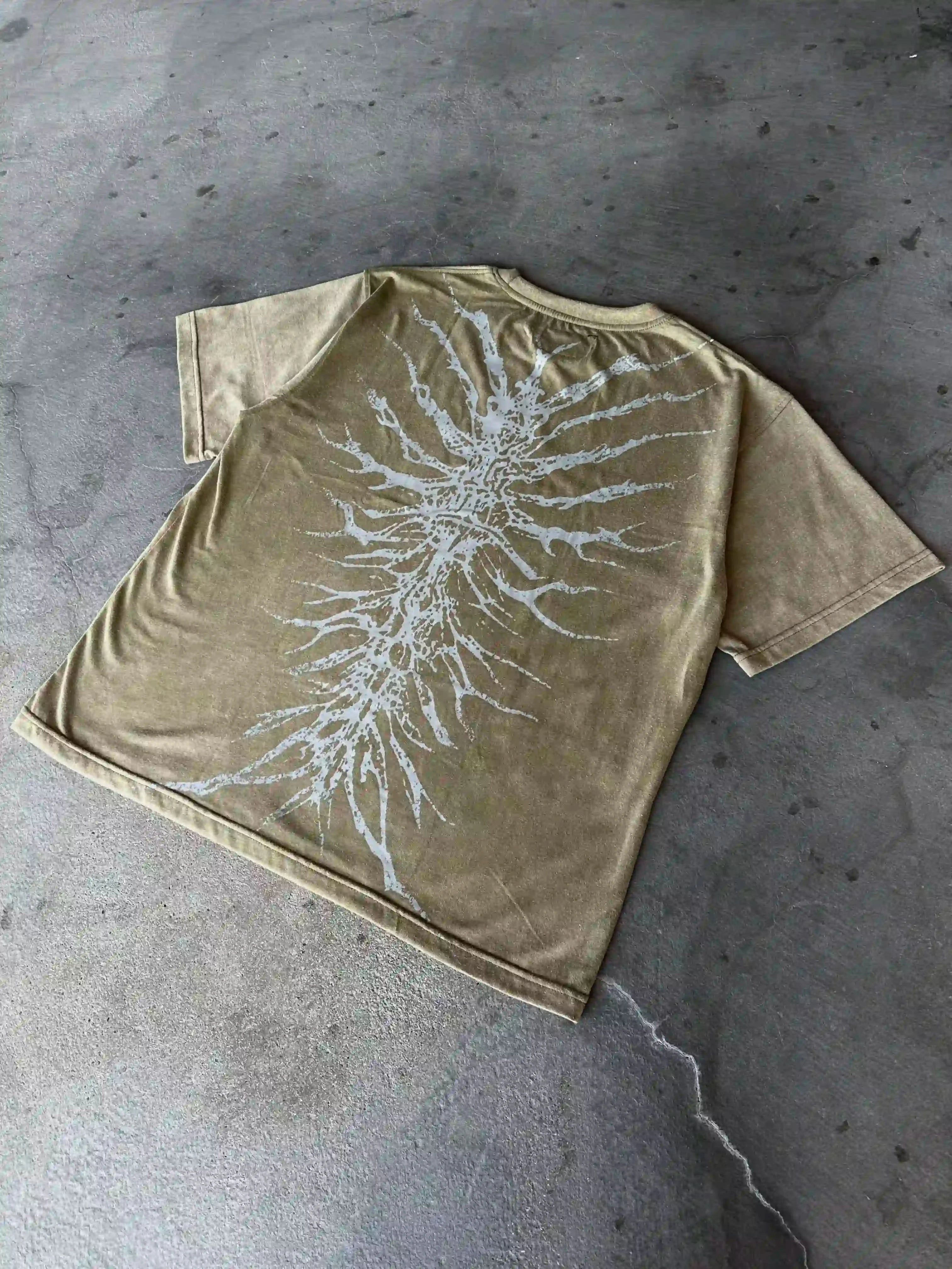 "Ghoul" T-shirt (Sand)-IYAMIUIO