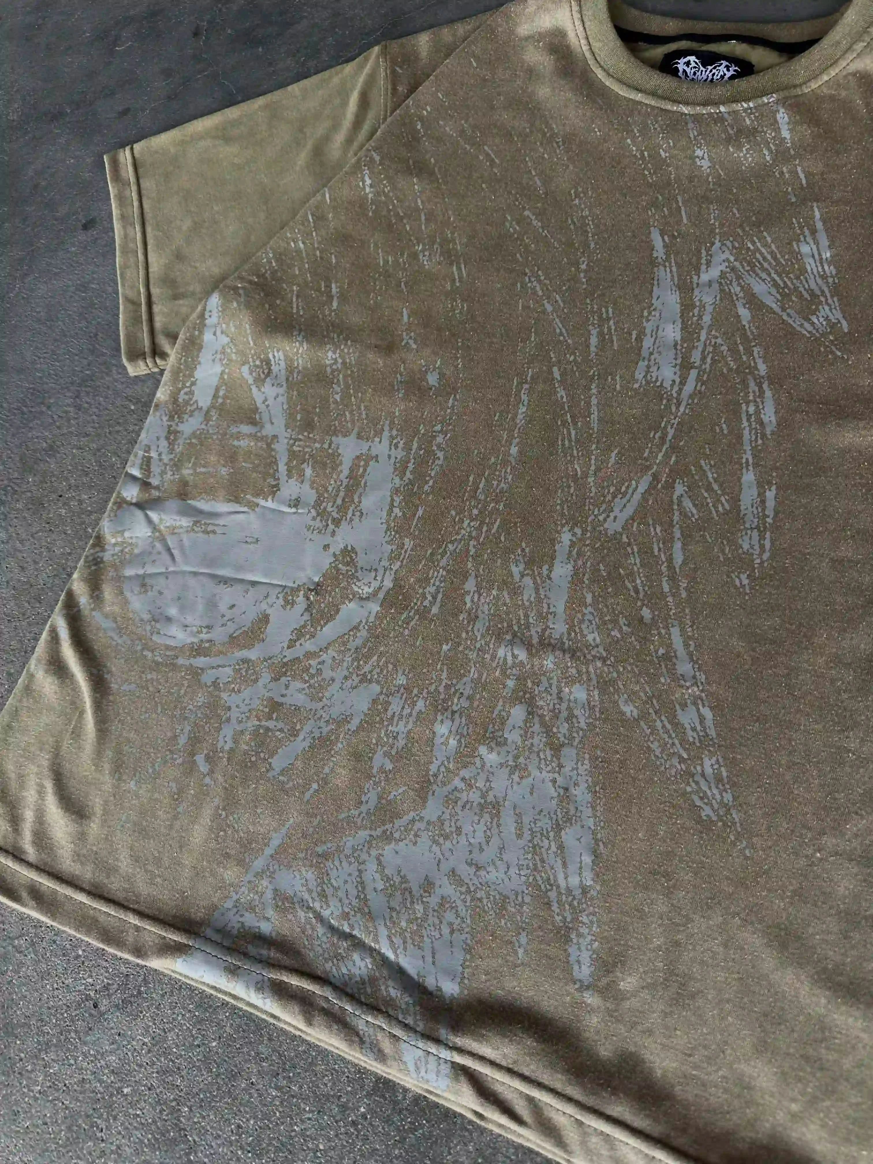 "Ghoul" T-shirt (Sand)-IYAMIUIO