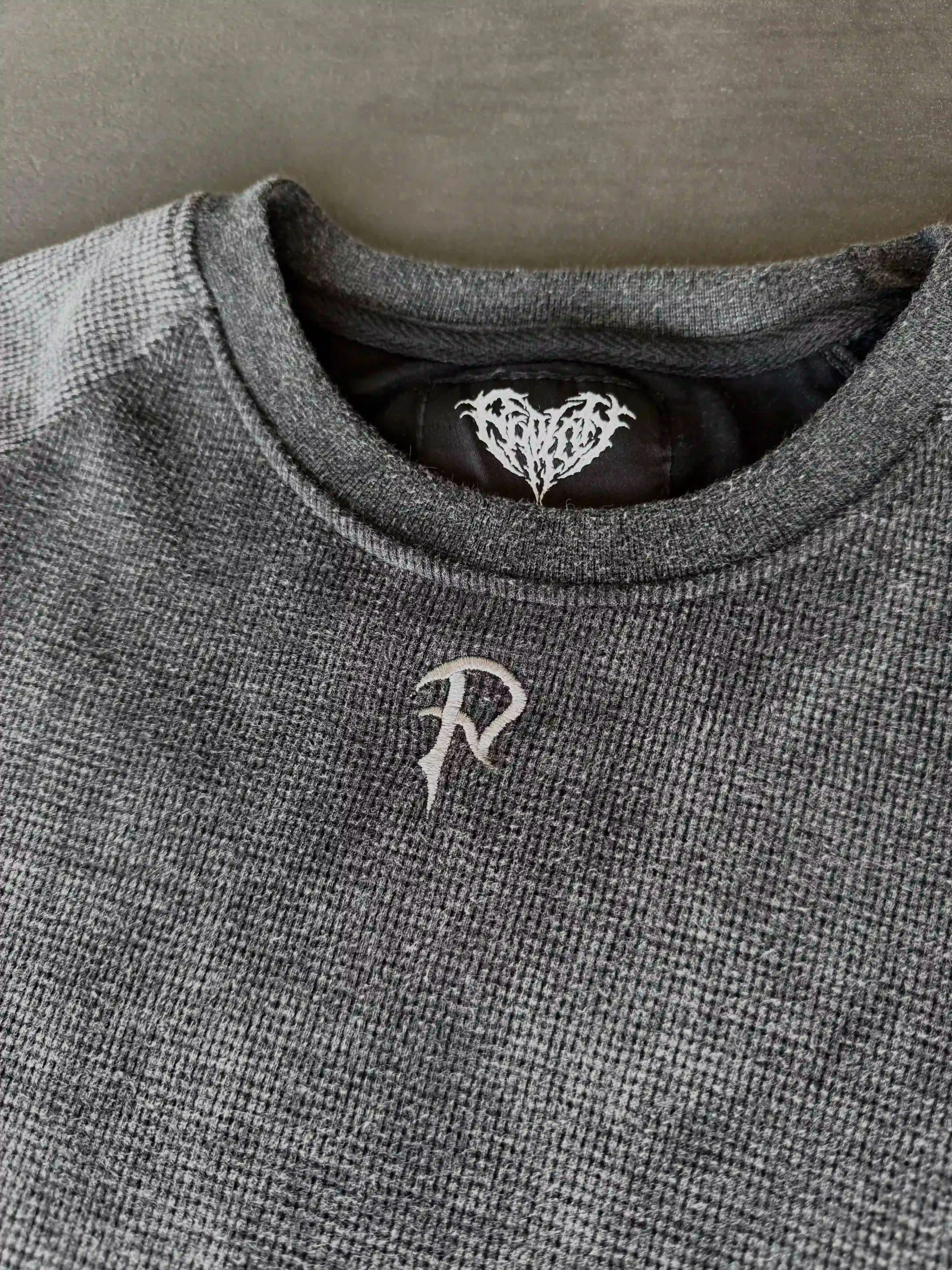 “Ghoul” Sweatshirt-IYAMIUIO