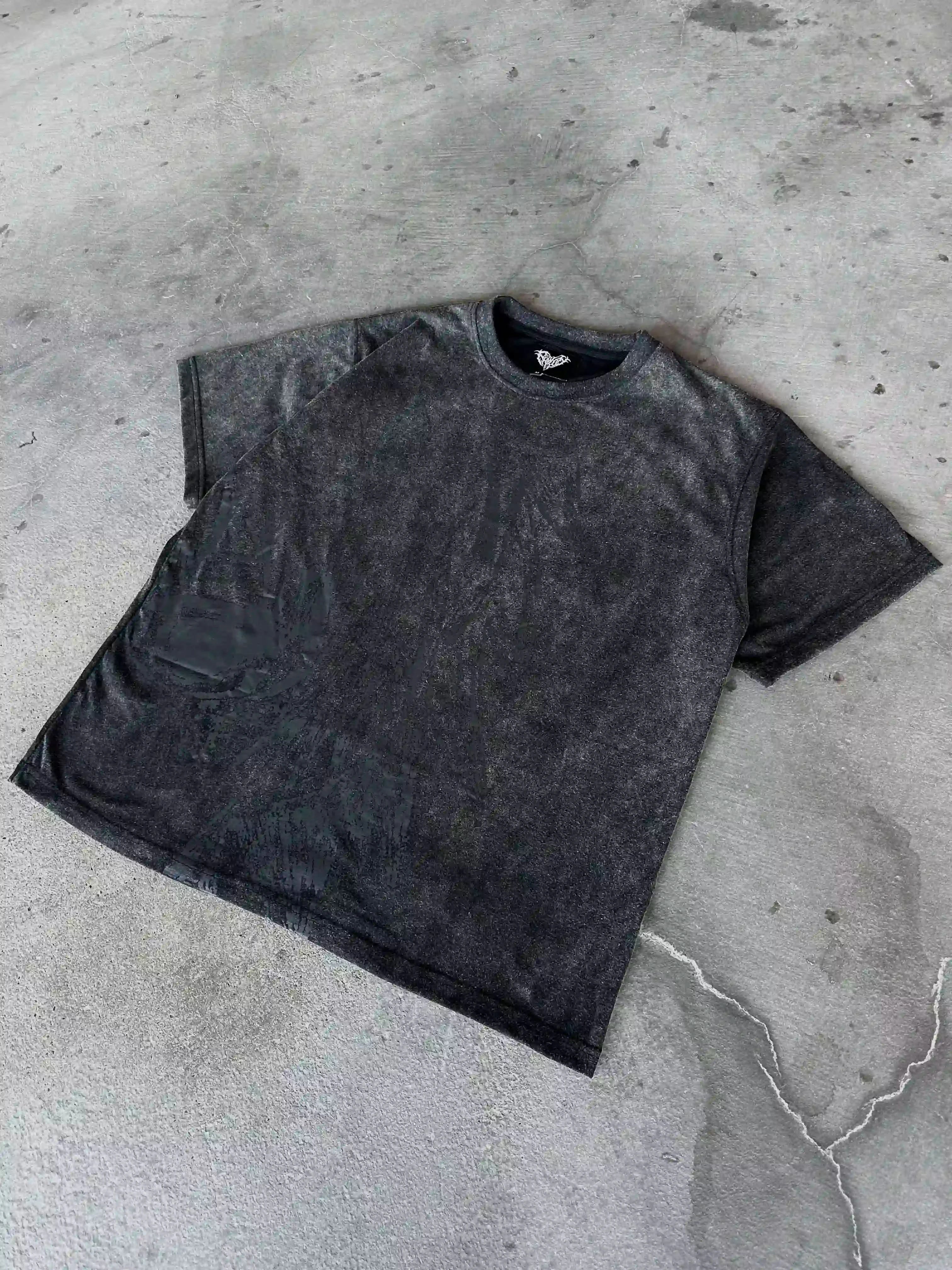 "Ghoul" T-Shirt (Washed Black)-IYAMIUIO