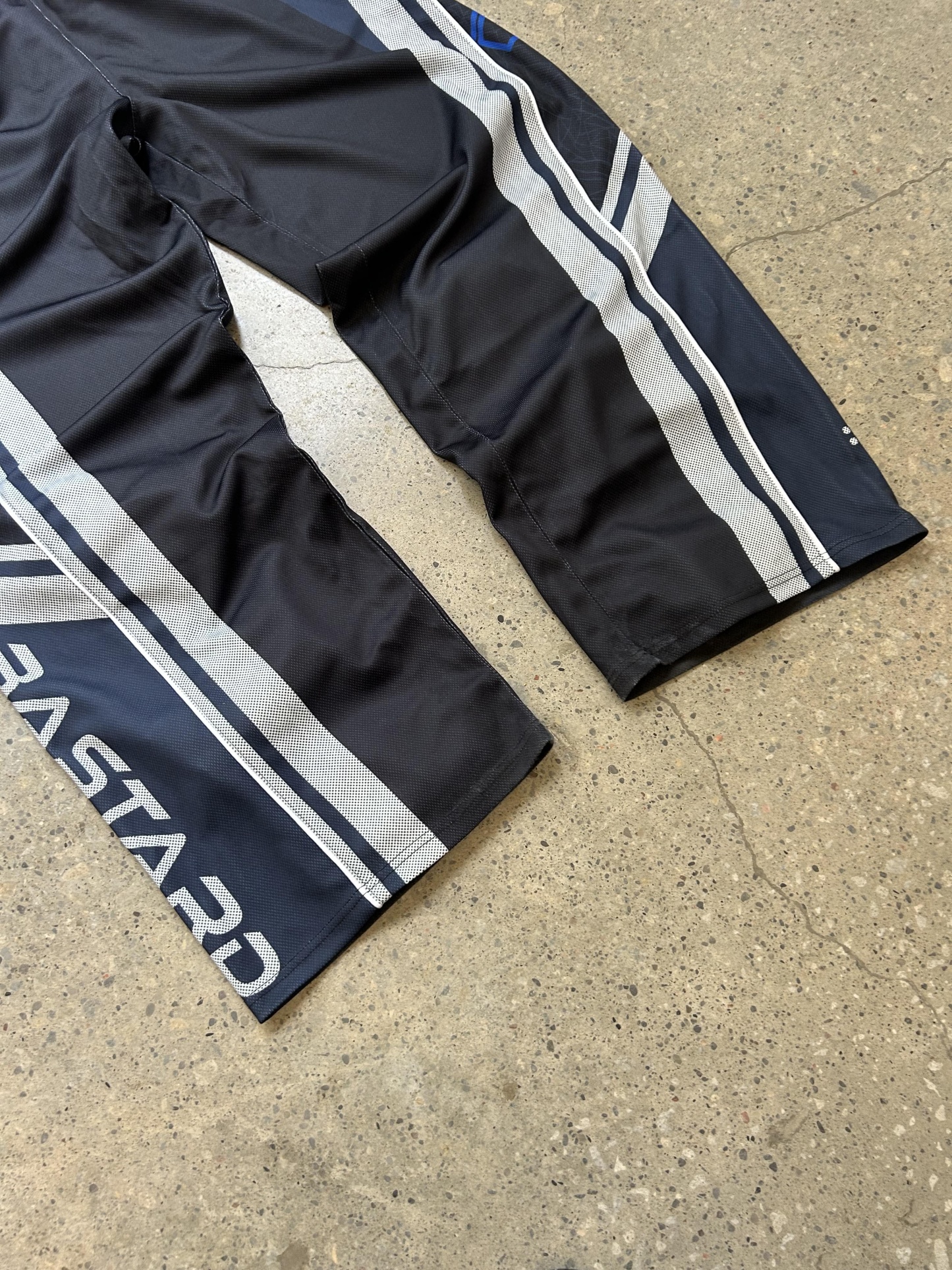 "Soccer" Pants-IYAMIUIO