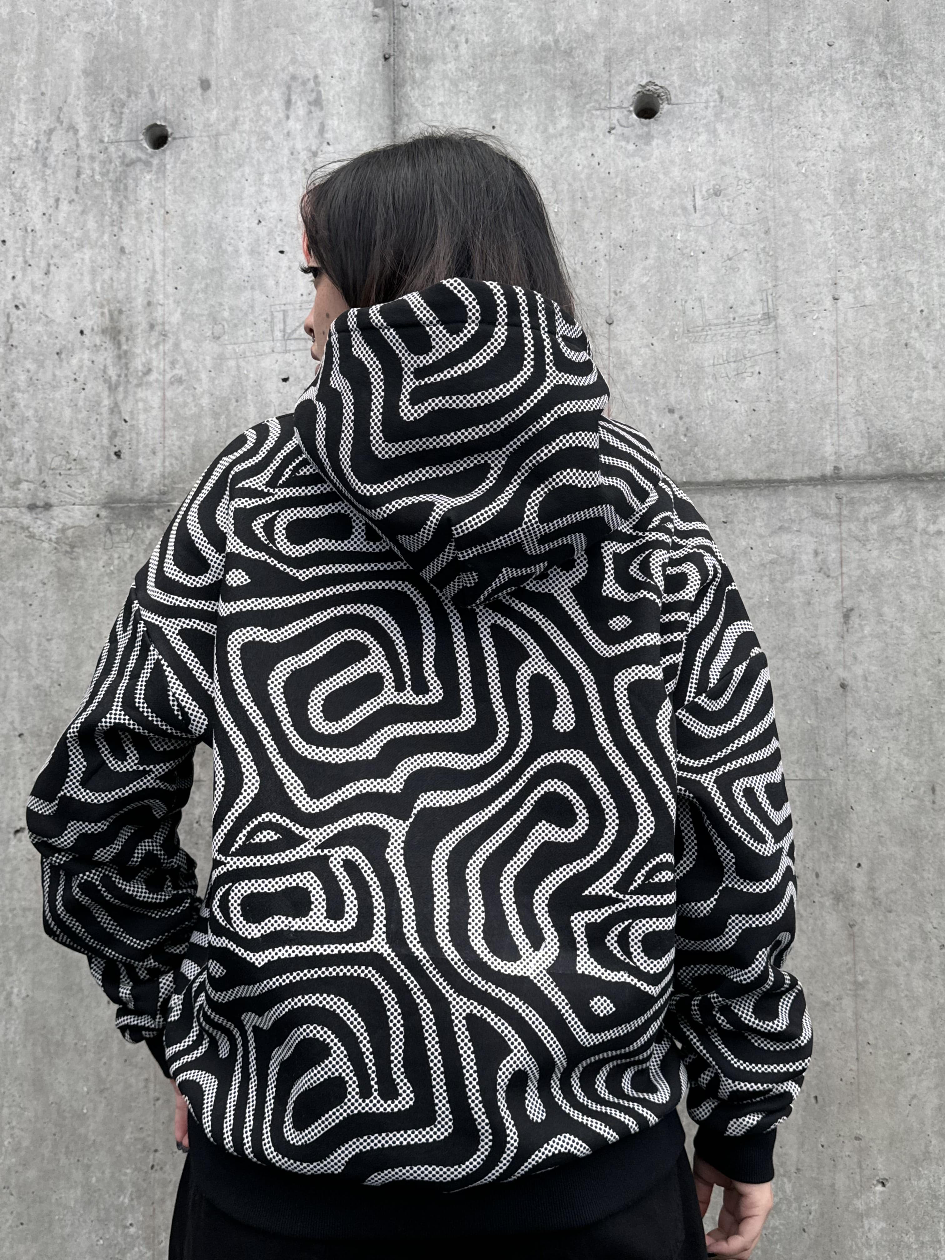 "Alien" Hoodie - LIMITED EDITION-IYAMIUIO