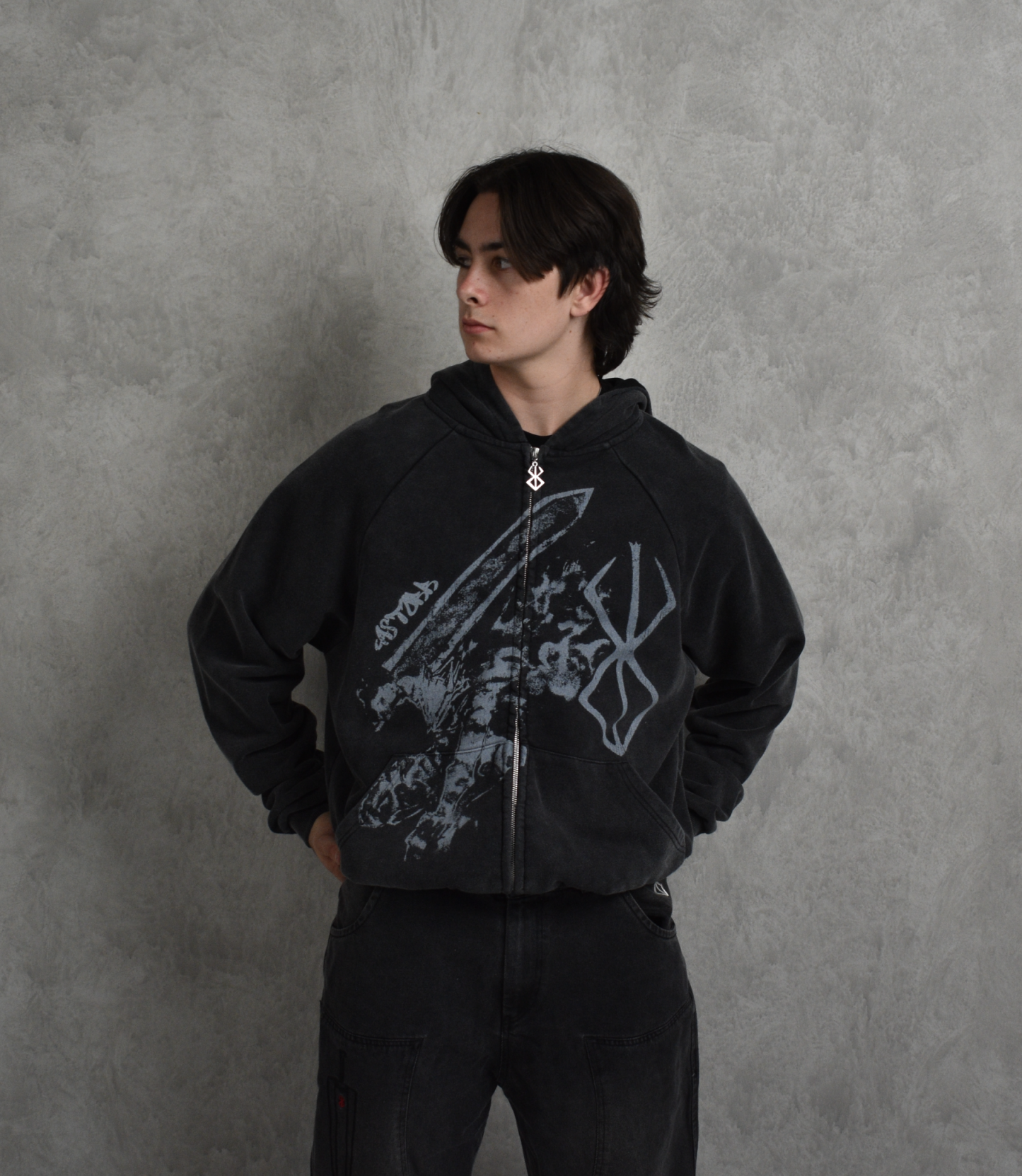 BERSERK HOODIE-IYAMIUIO