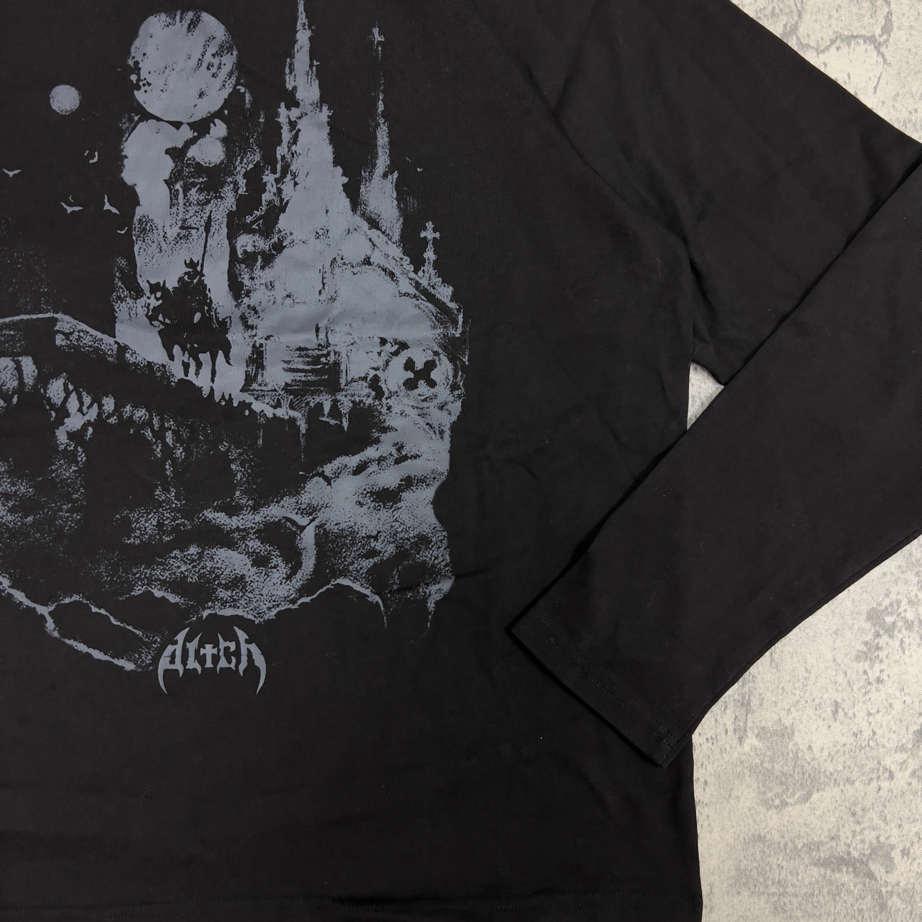ICE CASTLE LONG SLEEVE (NOIR)-IYAMIUIO
