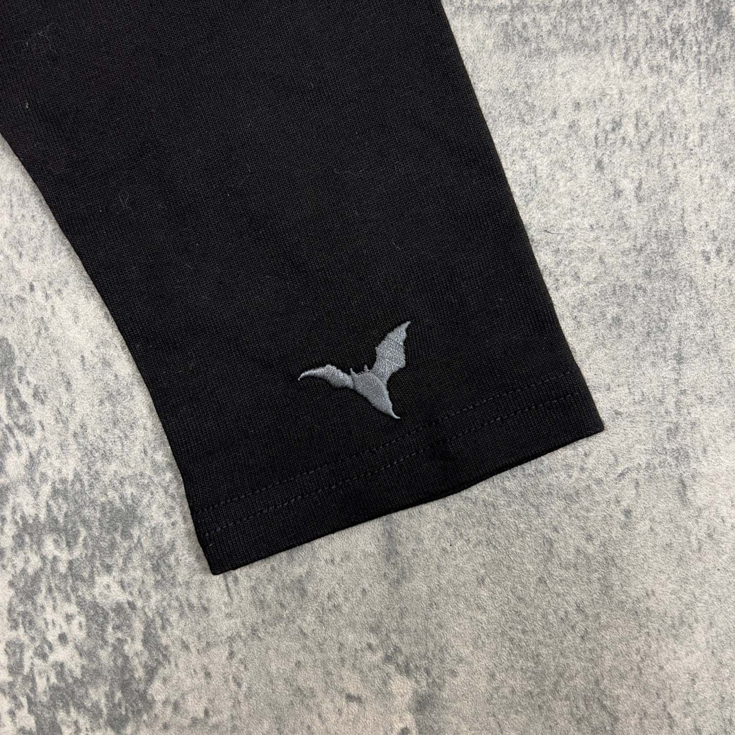 ICE CASTLE LONG SLEEVE (NOIR)-IYAMIUIO