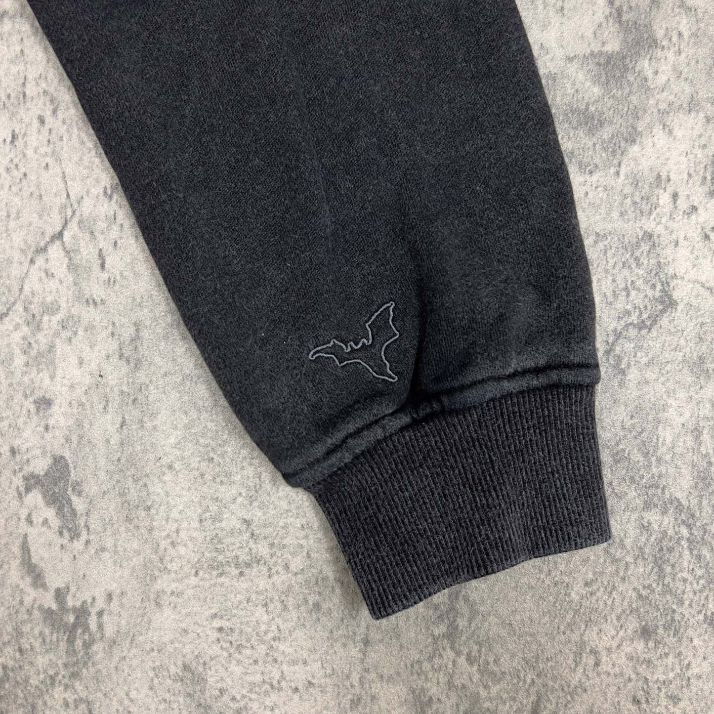 CABIN PULLOVER (COAL)-IYAMIUIO