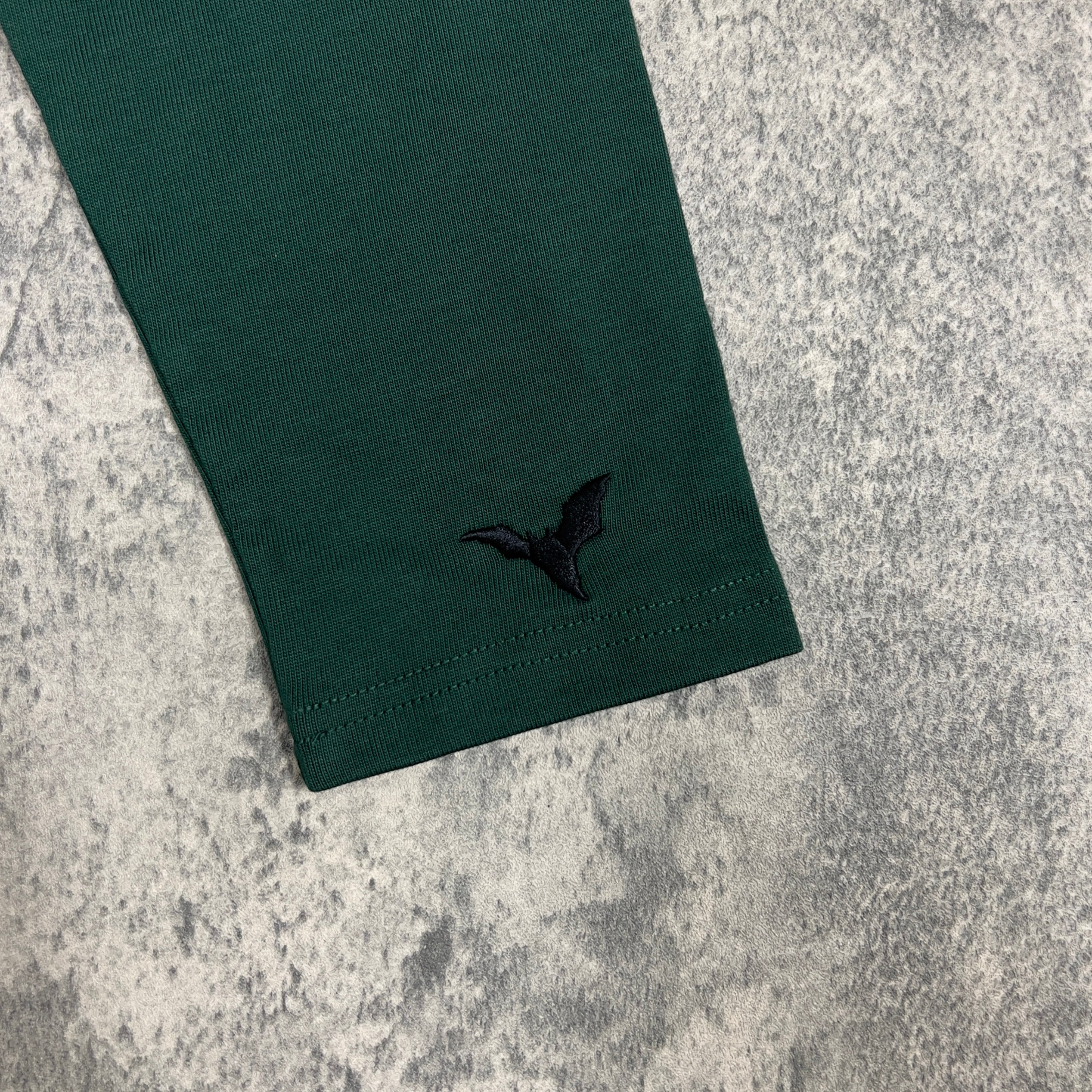 ICE CASTLE LONG SLEEVE (PINE)-IYAMIUIO