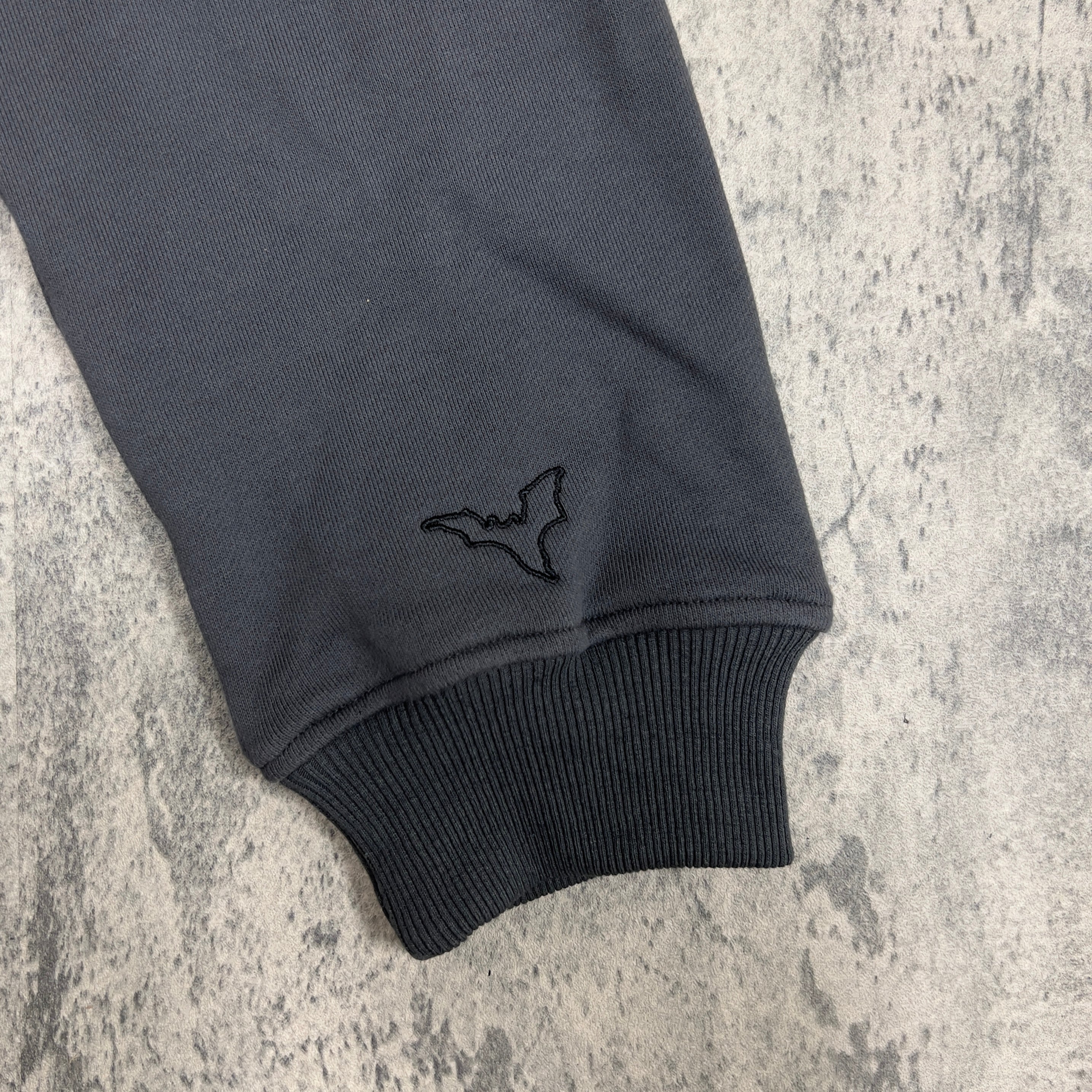 CABIN PULLOVER (GREY)-IYAMIUIO