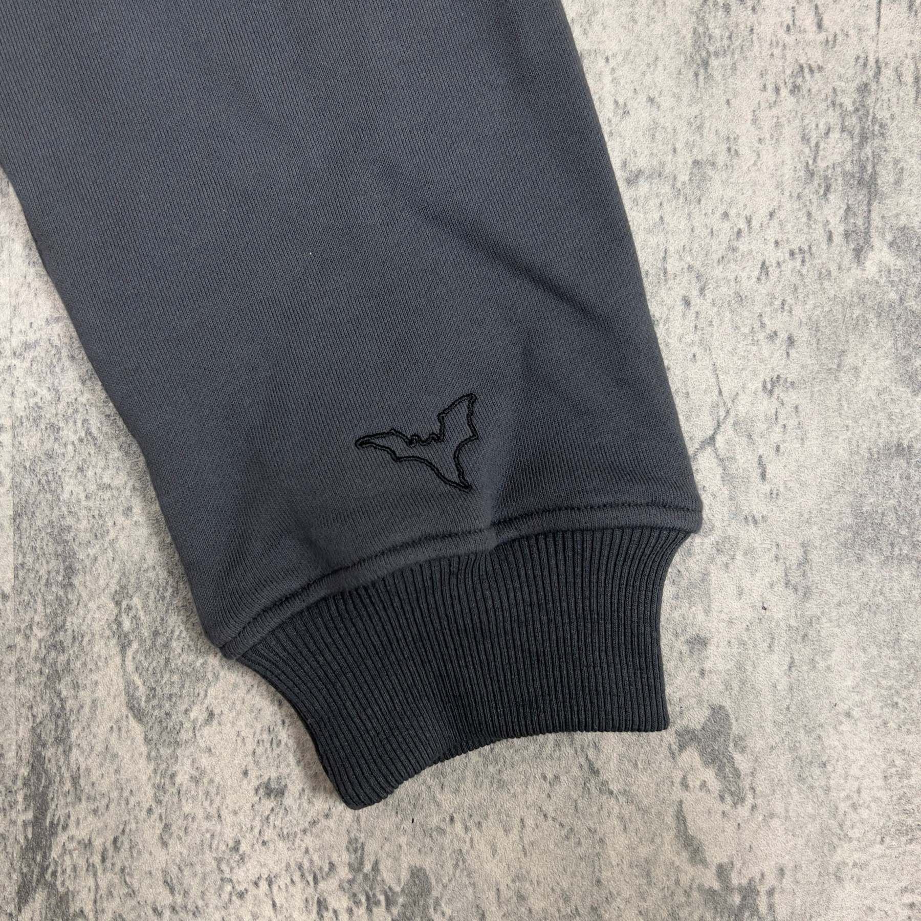 CABIN PULLOVER (GREY)-IYAMIUIO