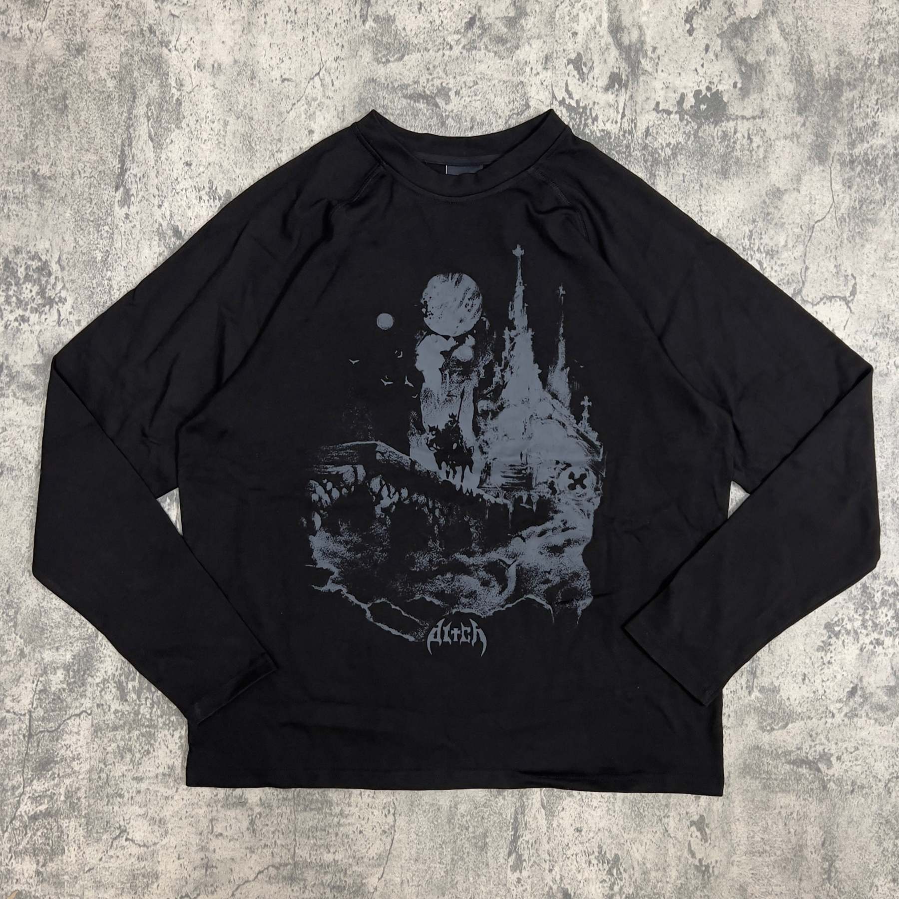 ICE CASTLE LONG SLEEVE (NOIR)-IYAMIUIO