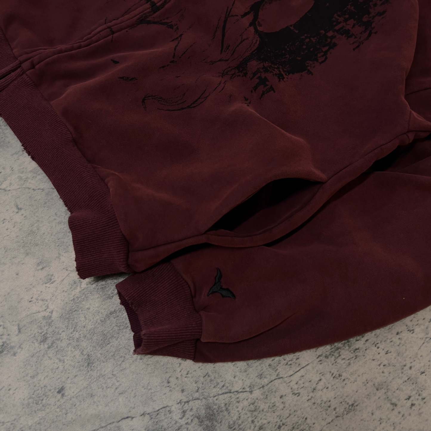 CHARON ZIPUP (CRIMSON)-IYAMIUIO