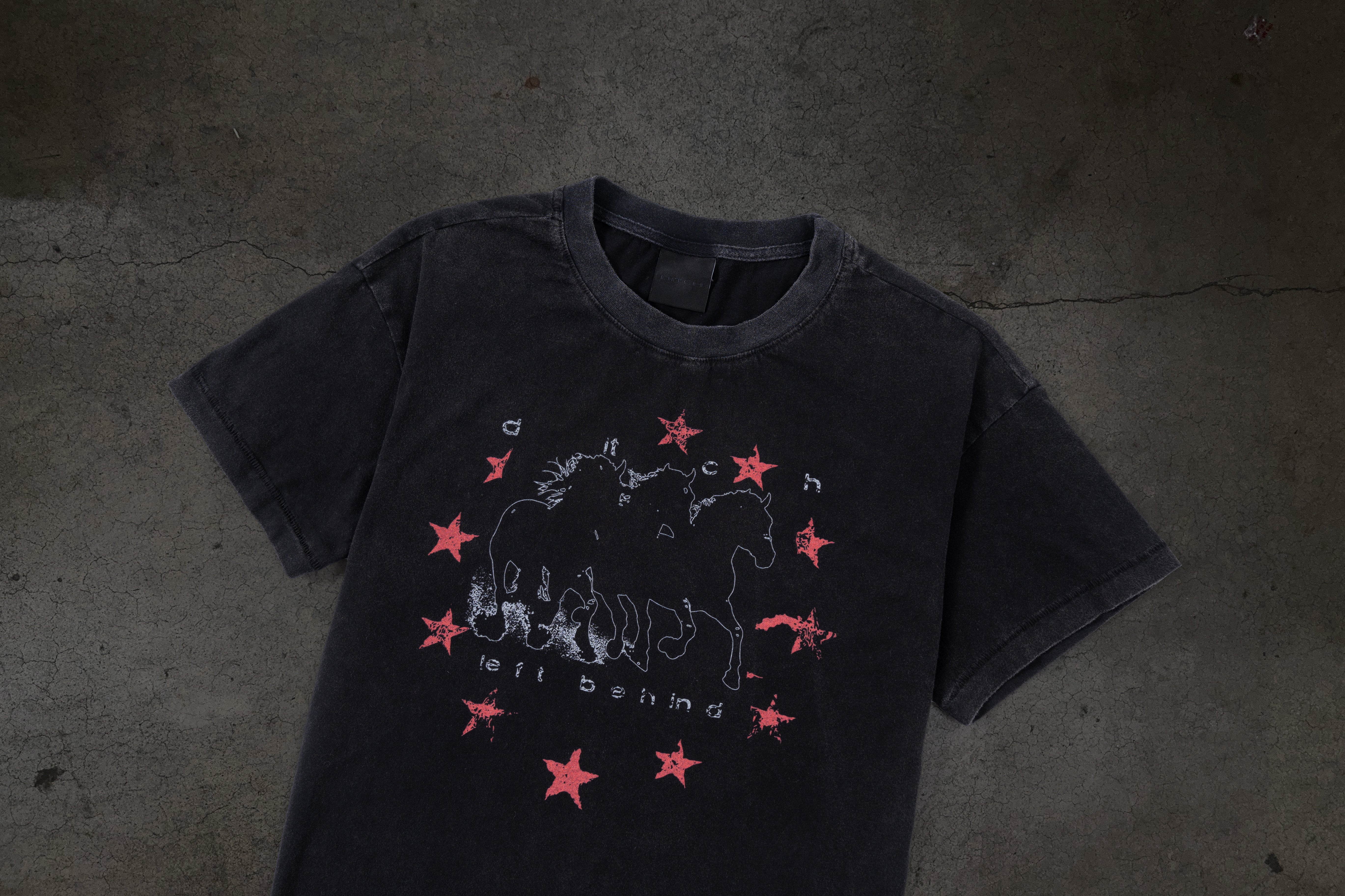 PONY TEE (COAL)-IYAMIUIO