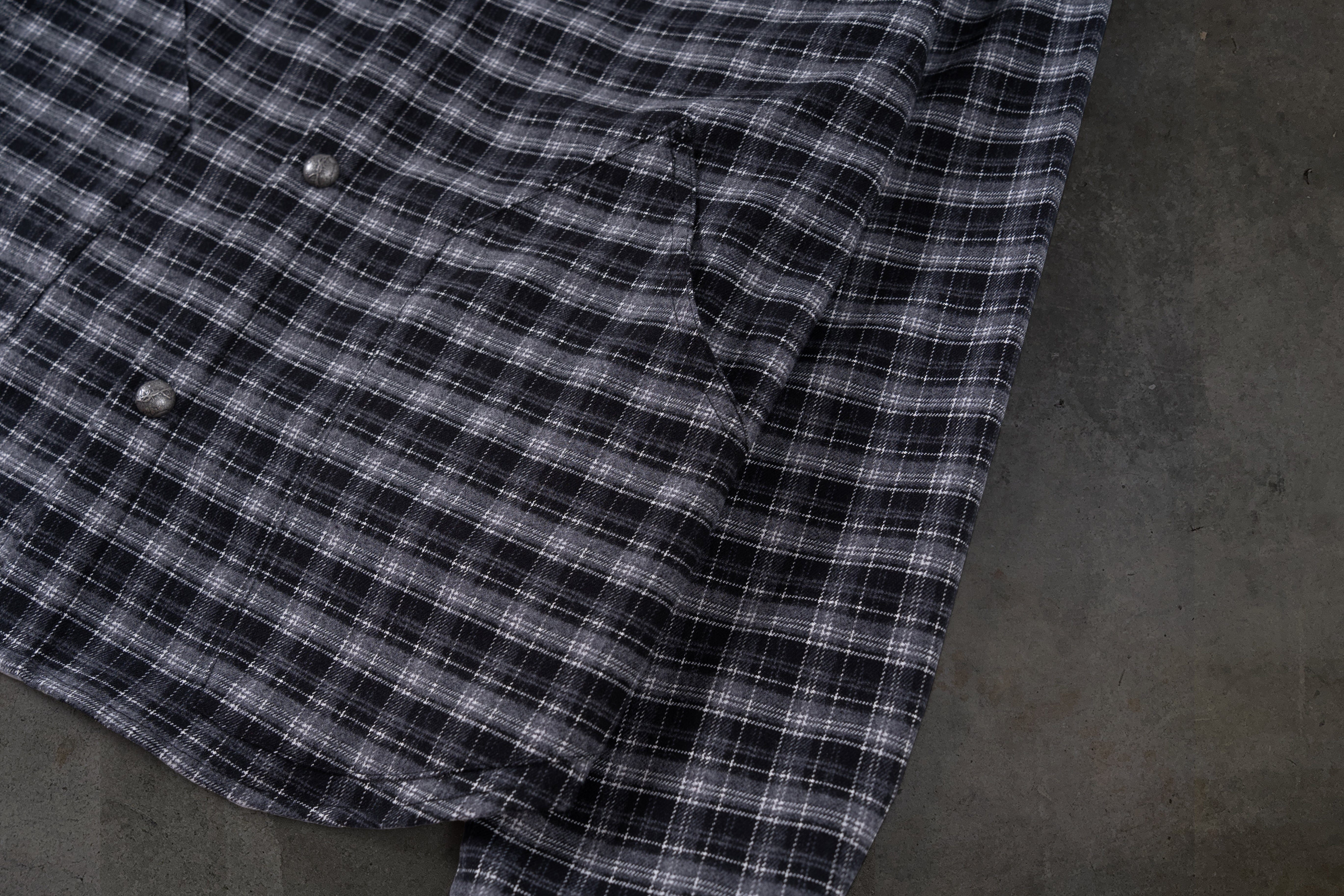 LEATHER FLANNEL (BLACK)-IYAMIUIO