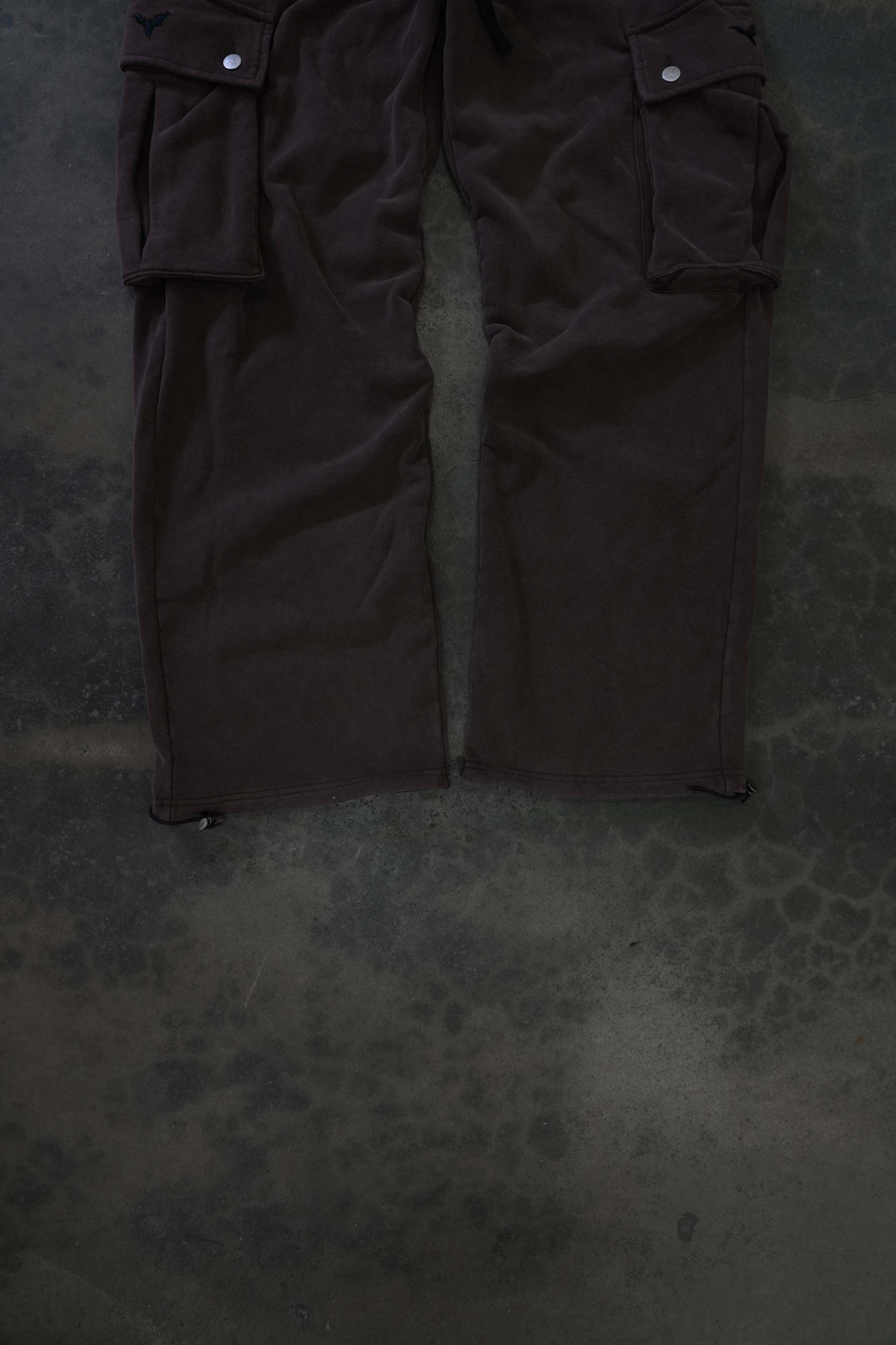 CARGO SWEATS (MOCHA)-IYAMIUIO