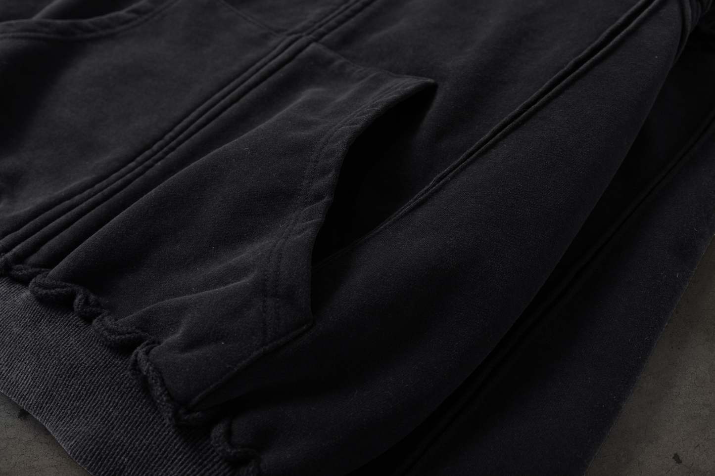 BIKER HOODIE (COAL)-IYAMIUIO