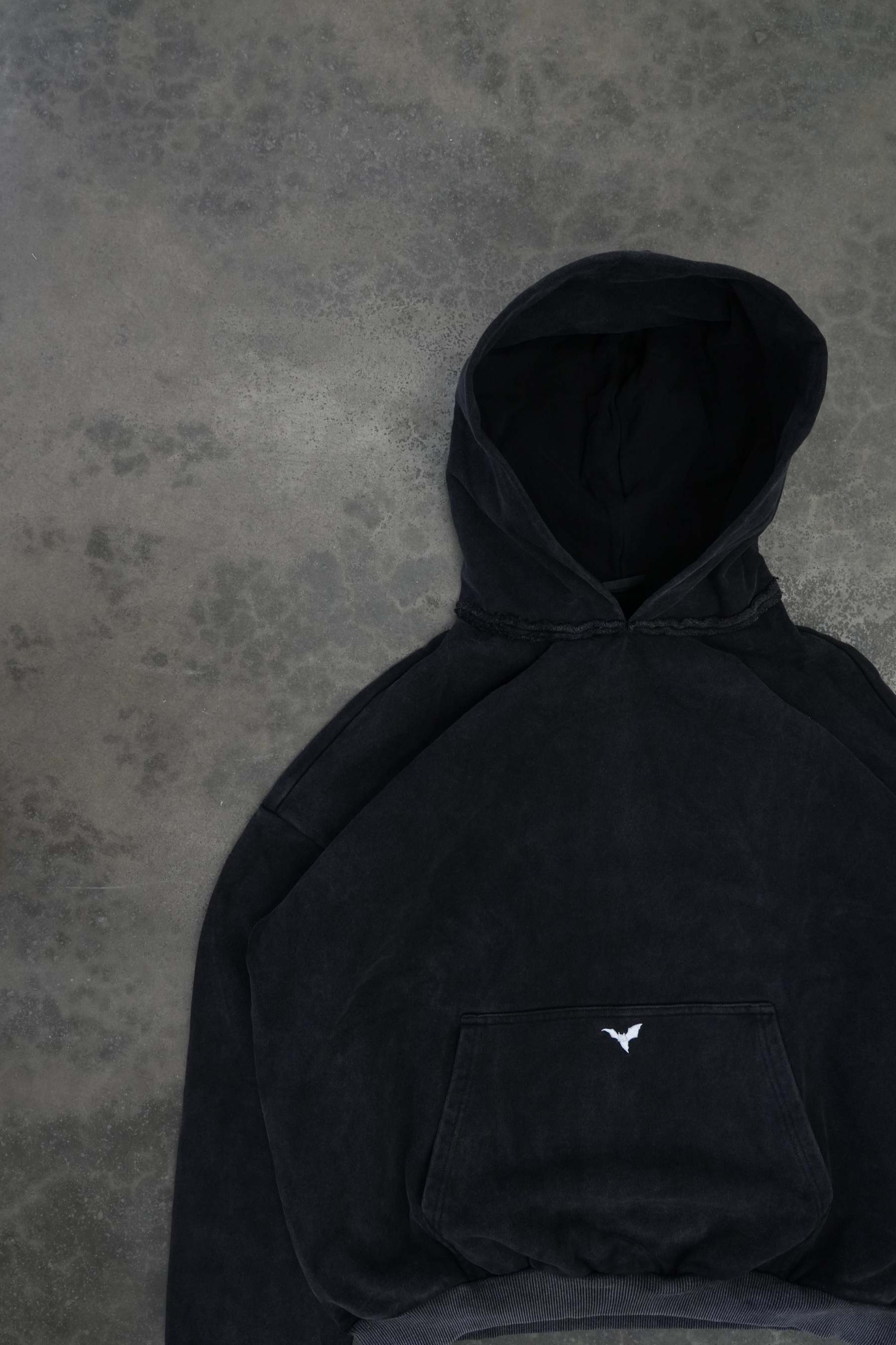 BLANK PULLOVER (COAL)-IYAMIUIO