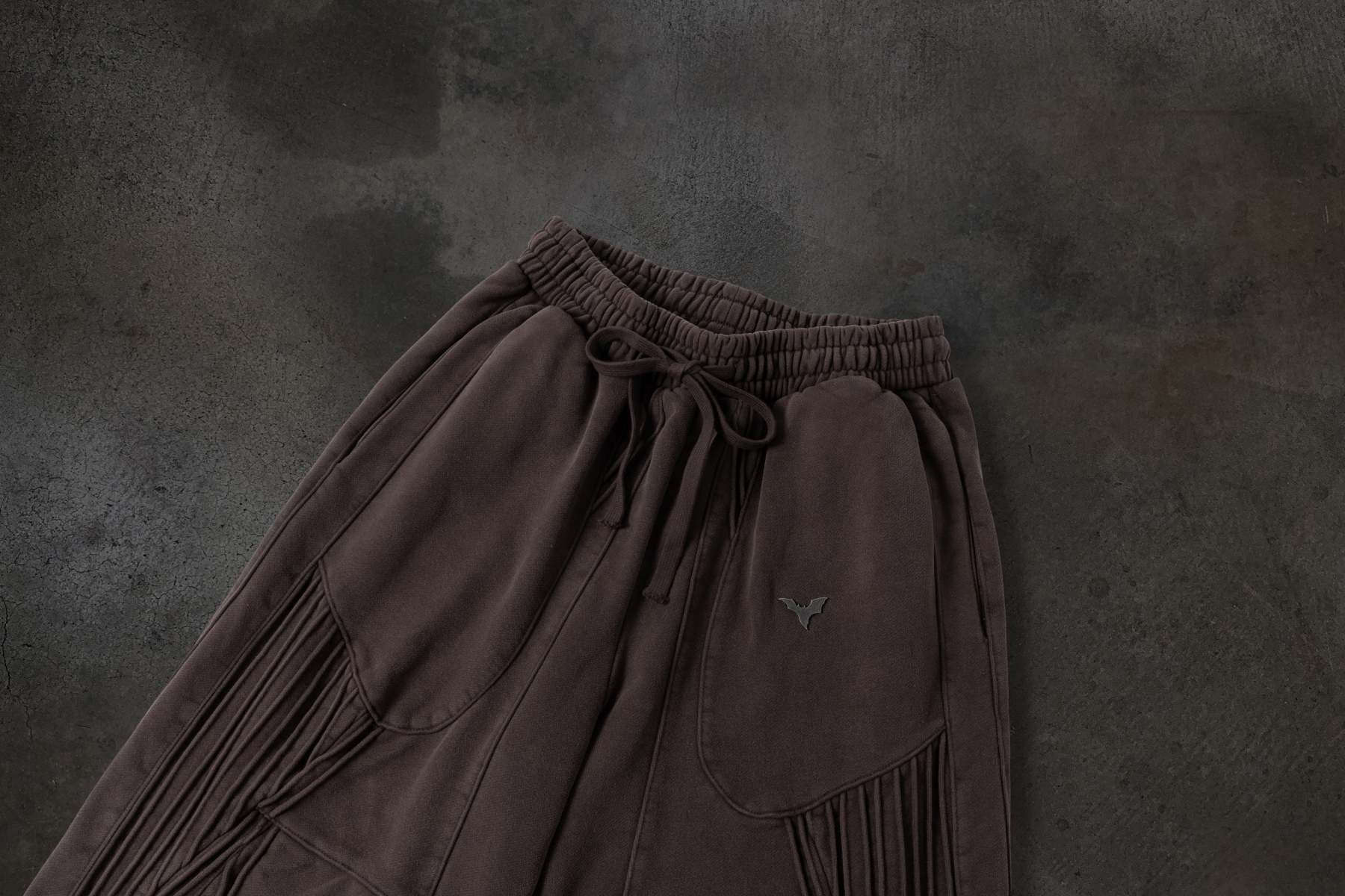 BIKER SWEATS (MOCHA)-IYAMIUIO