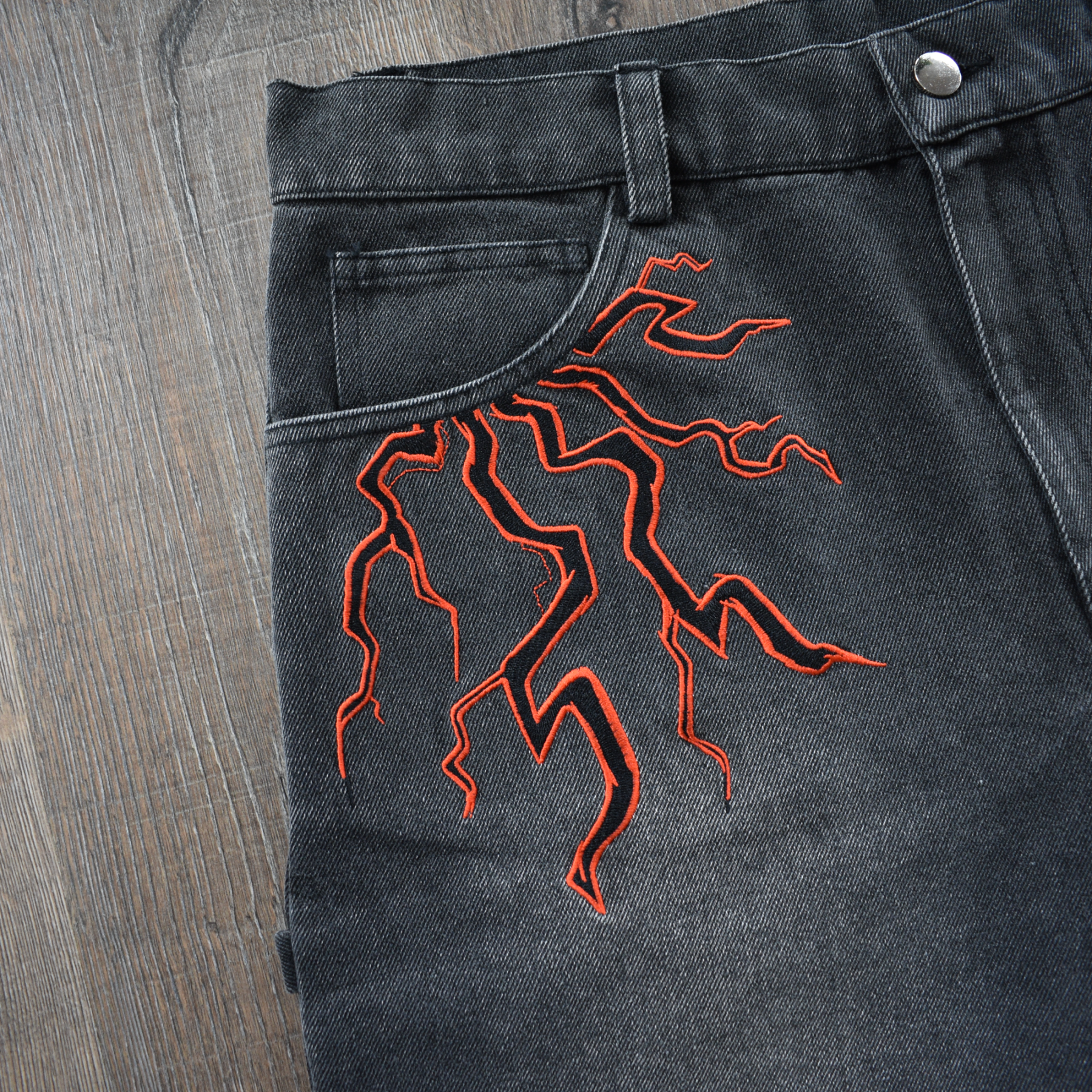 Itadori Jorts-IYAMIUIO