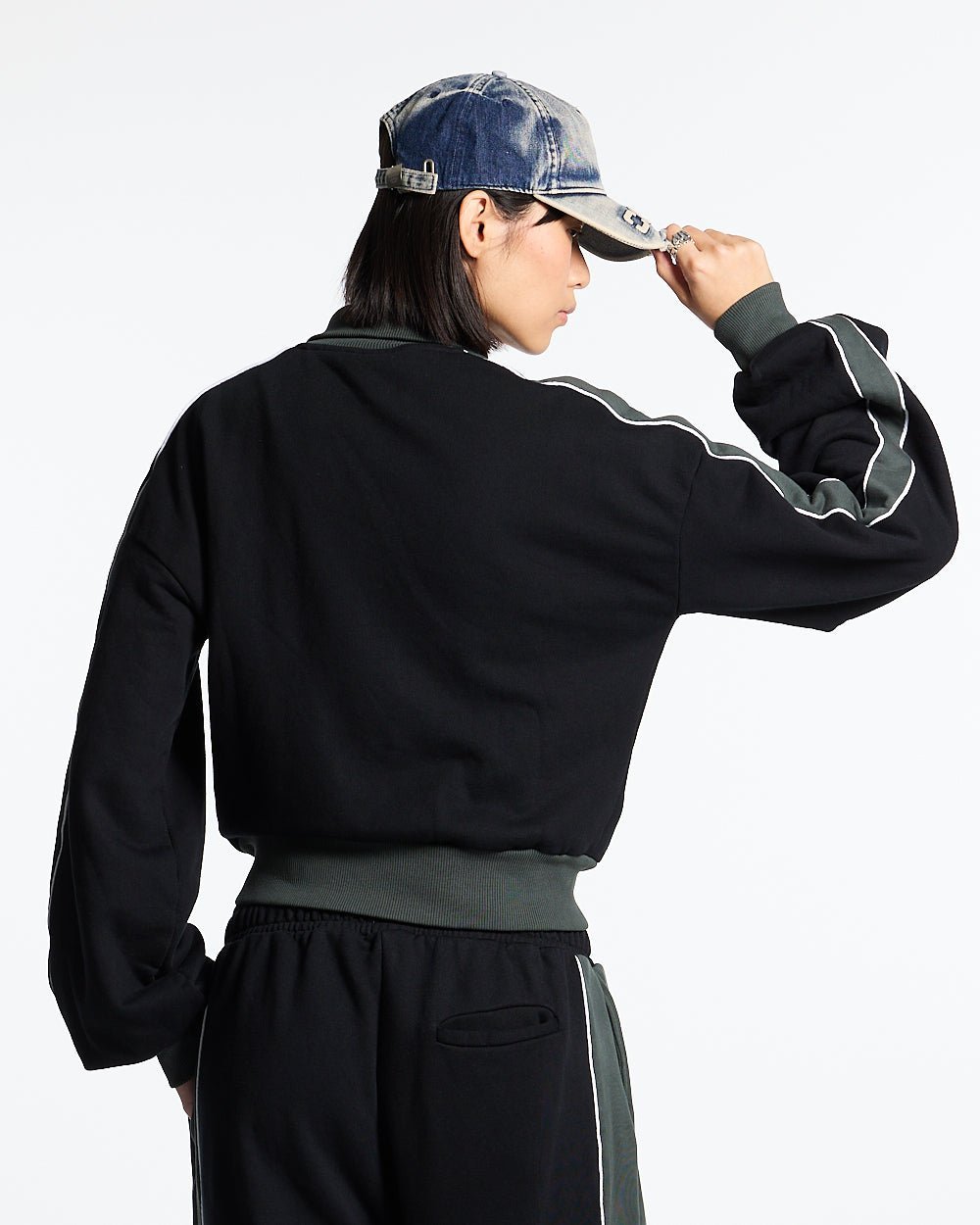 JET LAG JACKET BLACK-IYAMIUIO