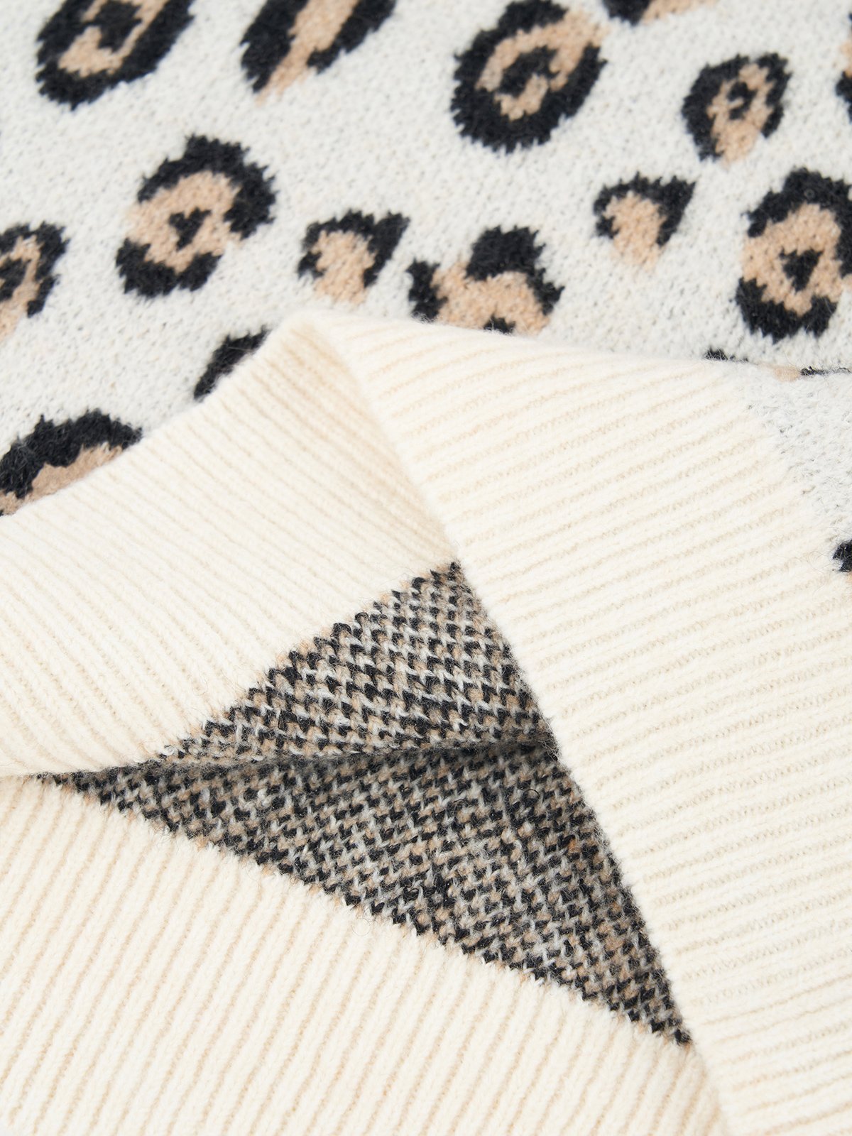 Aelfric Eden Apricot Leopard Print Sweater-IYAMIUIO