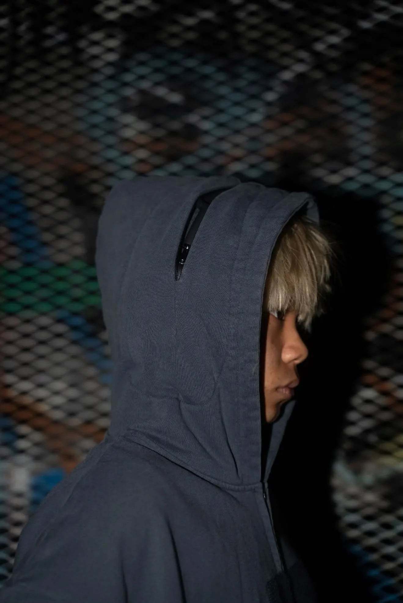 “Music Connects Us” v2 Zip (Grey)-IYAMIUIO