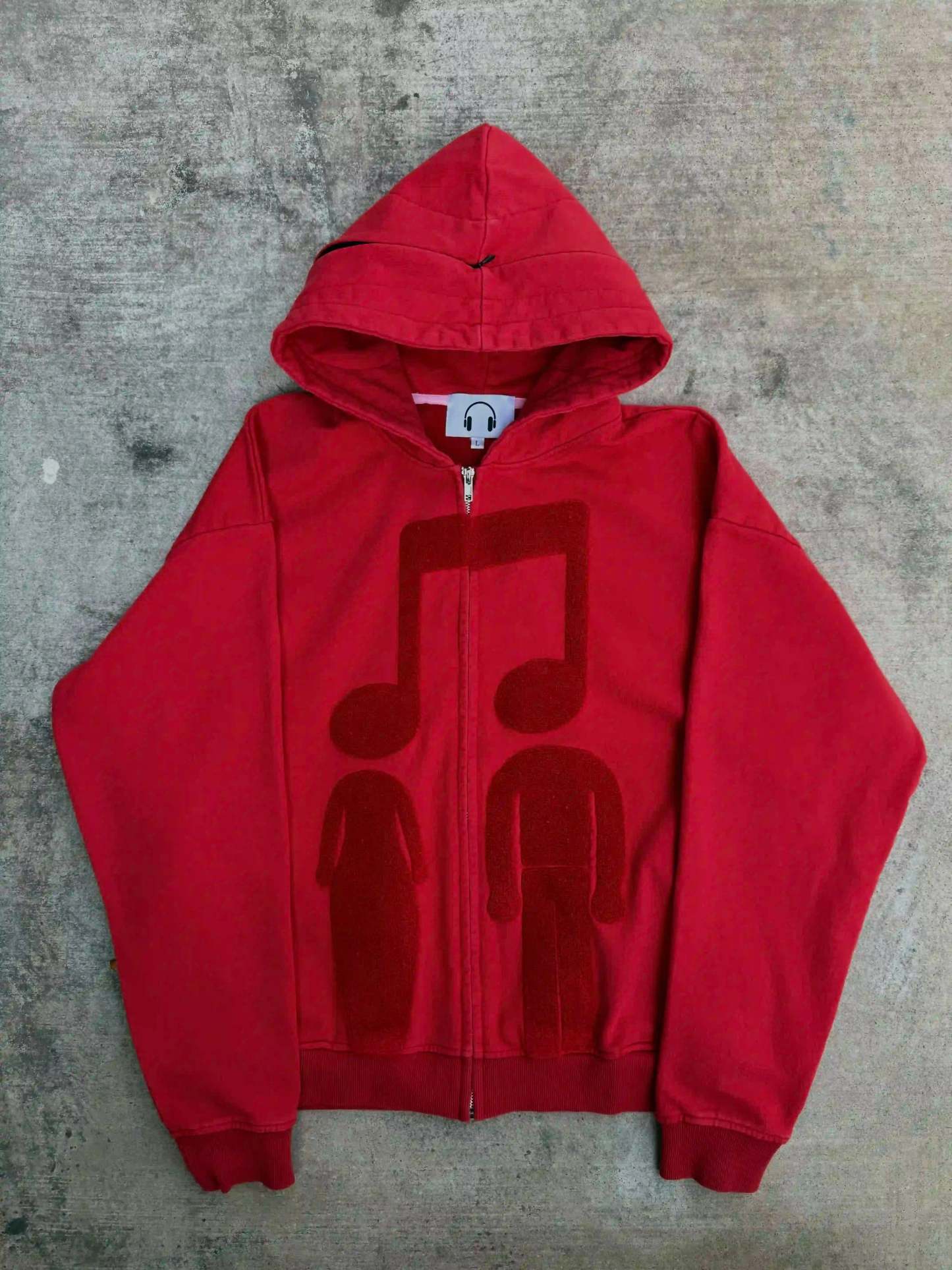 “Music Connects Us” v2 Zip (Red)-IYAMIUIO