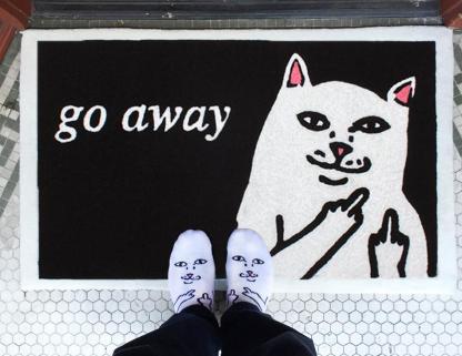 Go Away Rug (Black)-IYAMIUIO