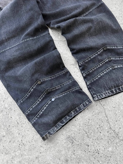 "WINTER ARMOR" Black Cargo Pants-IYAMIUIO