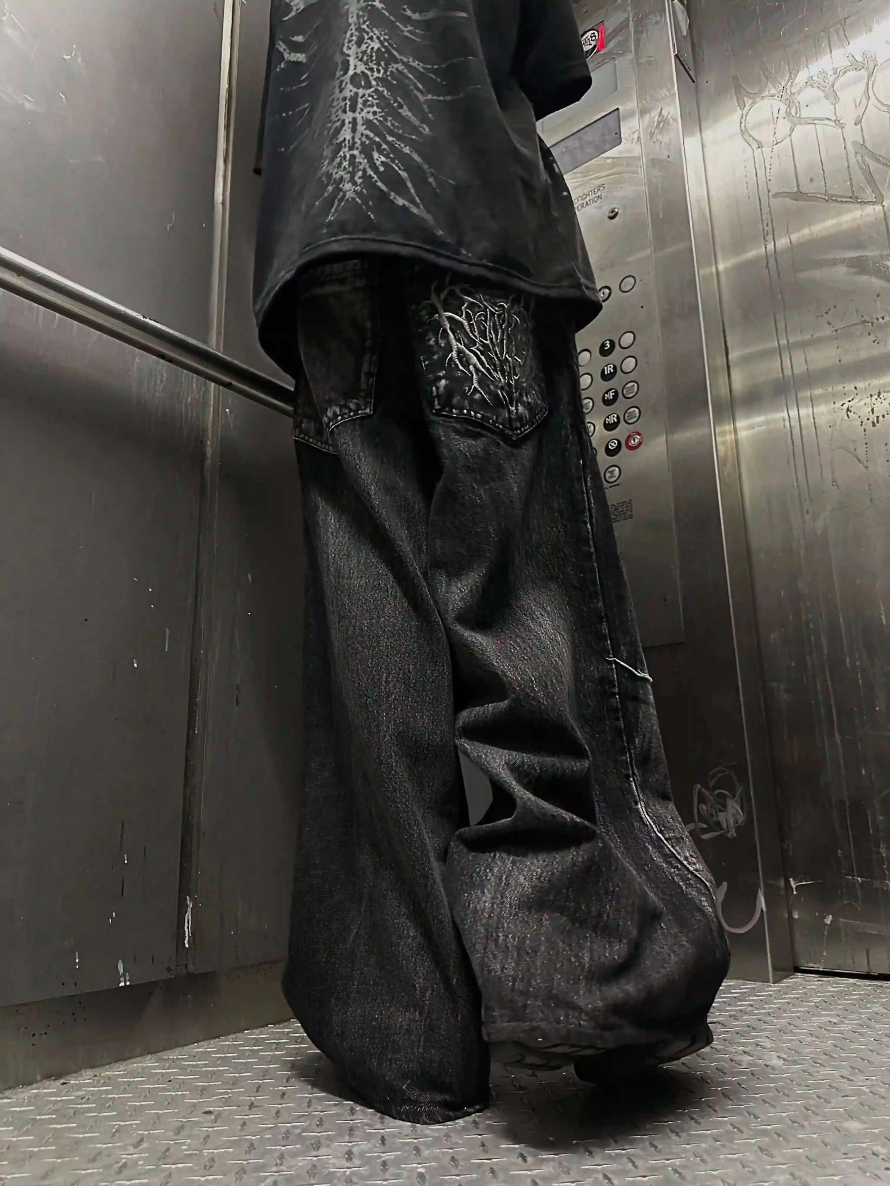 "Phantom Troupe" Jeans-IYAMIUIO